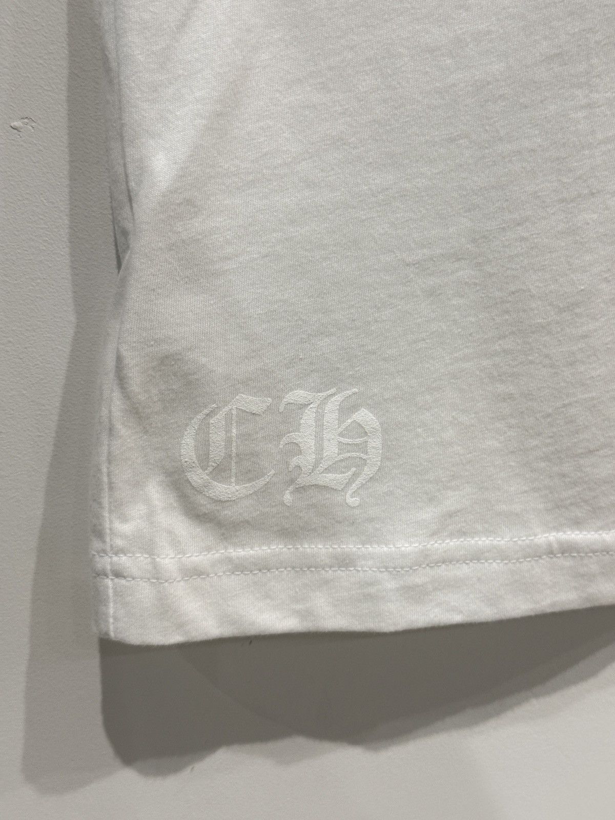 Chrome Hearts Chrome Hearts Scroll Logo Shirt White Size: L Size US L / EU 52-54 / 3 - 3 Thumbnail
