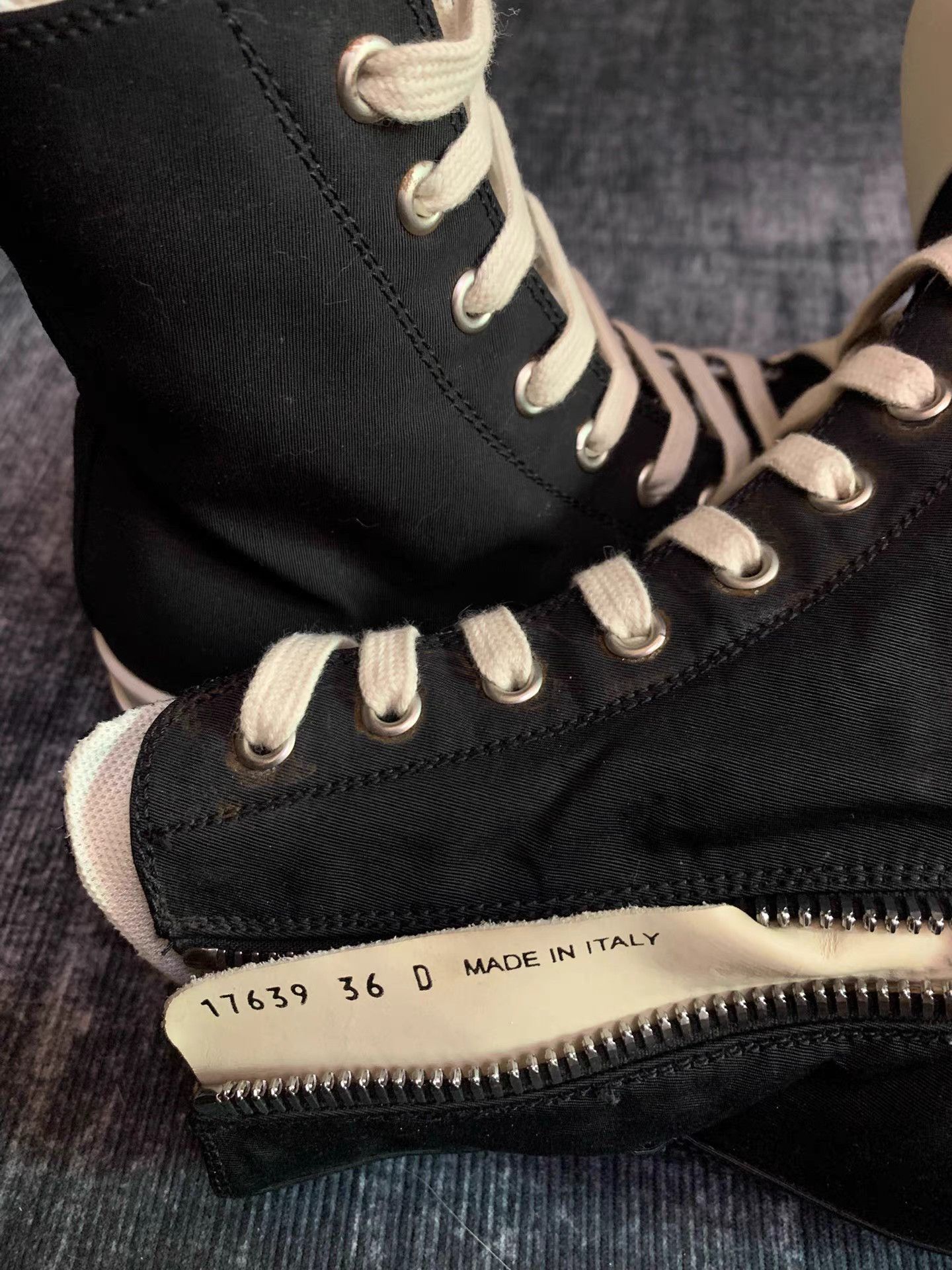 Rick Owens Rick Owens DRKSHDW Waxed Turbo Cyclops Size US 6 / IT 36 - 6 Thumbnail