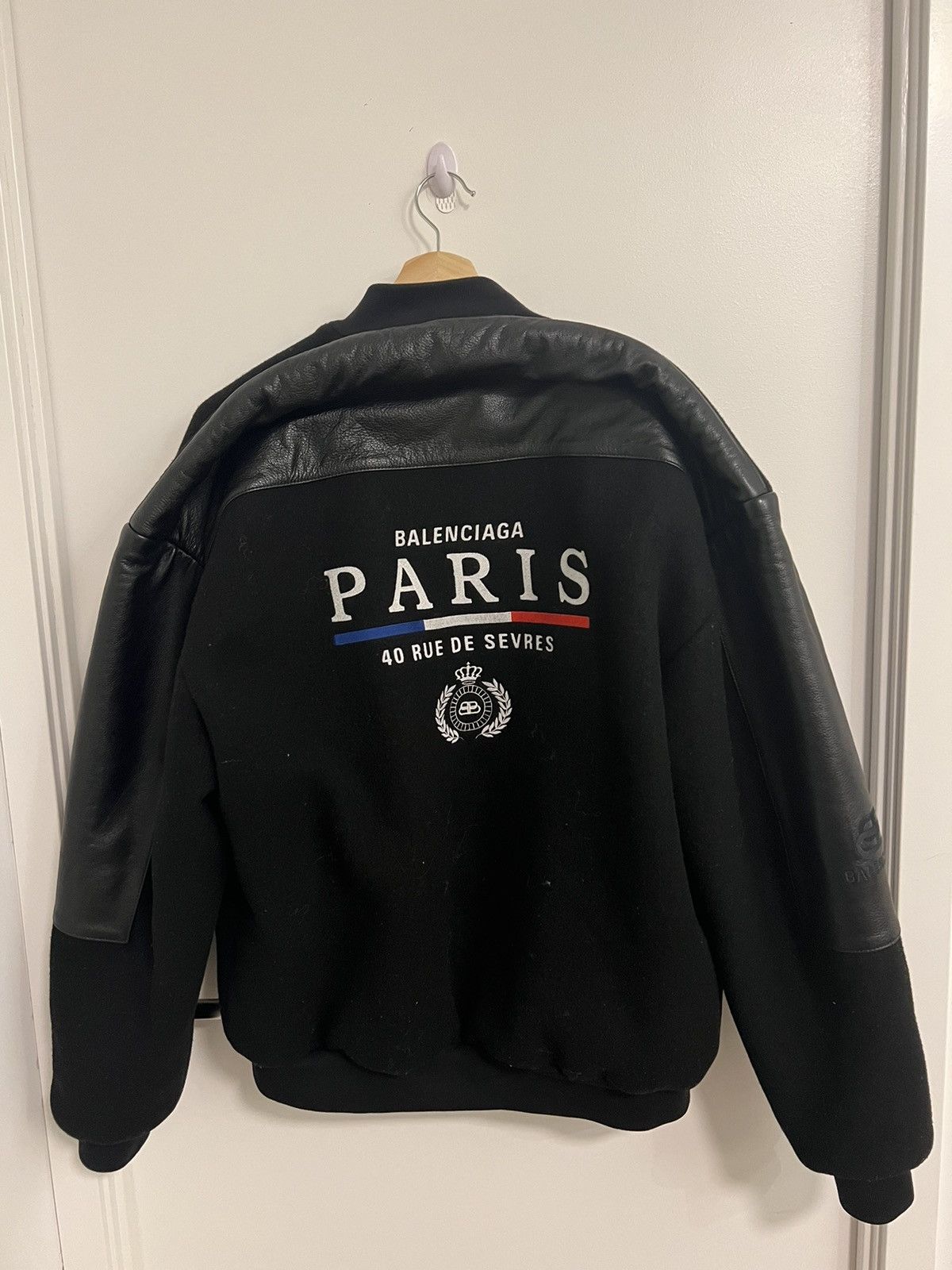 Balenciaga Balenciaga pinched shoulder bomber Size US L / EU 52-54 / 3 - 1 Thumbnail