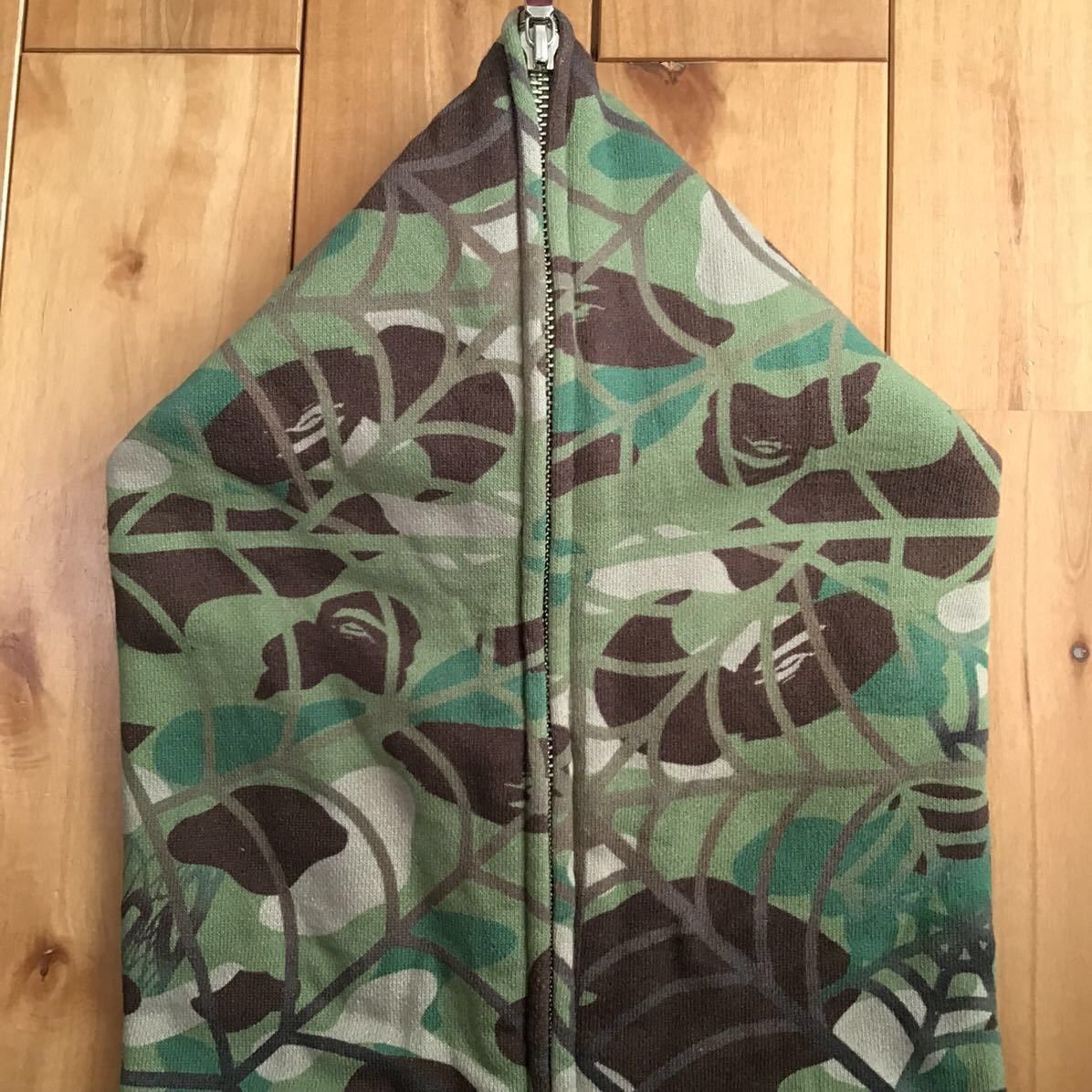 Bape × Marvel Comics × Nigo Marvel comics × BAPE camo Spiderman full zip hoodie ape NIGO Size US S / EU 44-46 / 1 - 4 Thumbnail