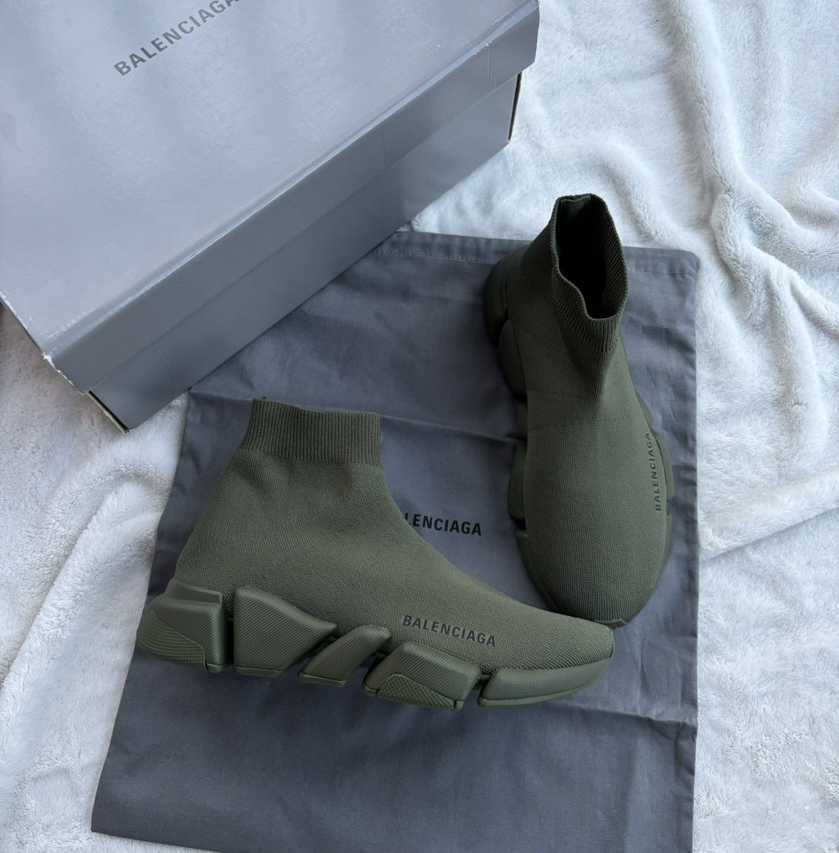 Balenciaga Balenciaga Olive Green Speed Runners Size US 9 / IT 39 - 1 Thumbnail