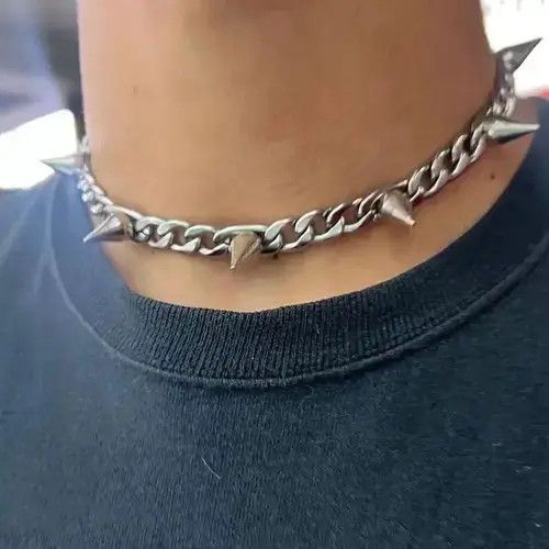Jewelry Metal Rivet Pendant Necklace Size ONE SIZE - 1 Thumbnail