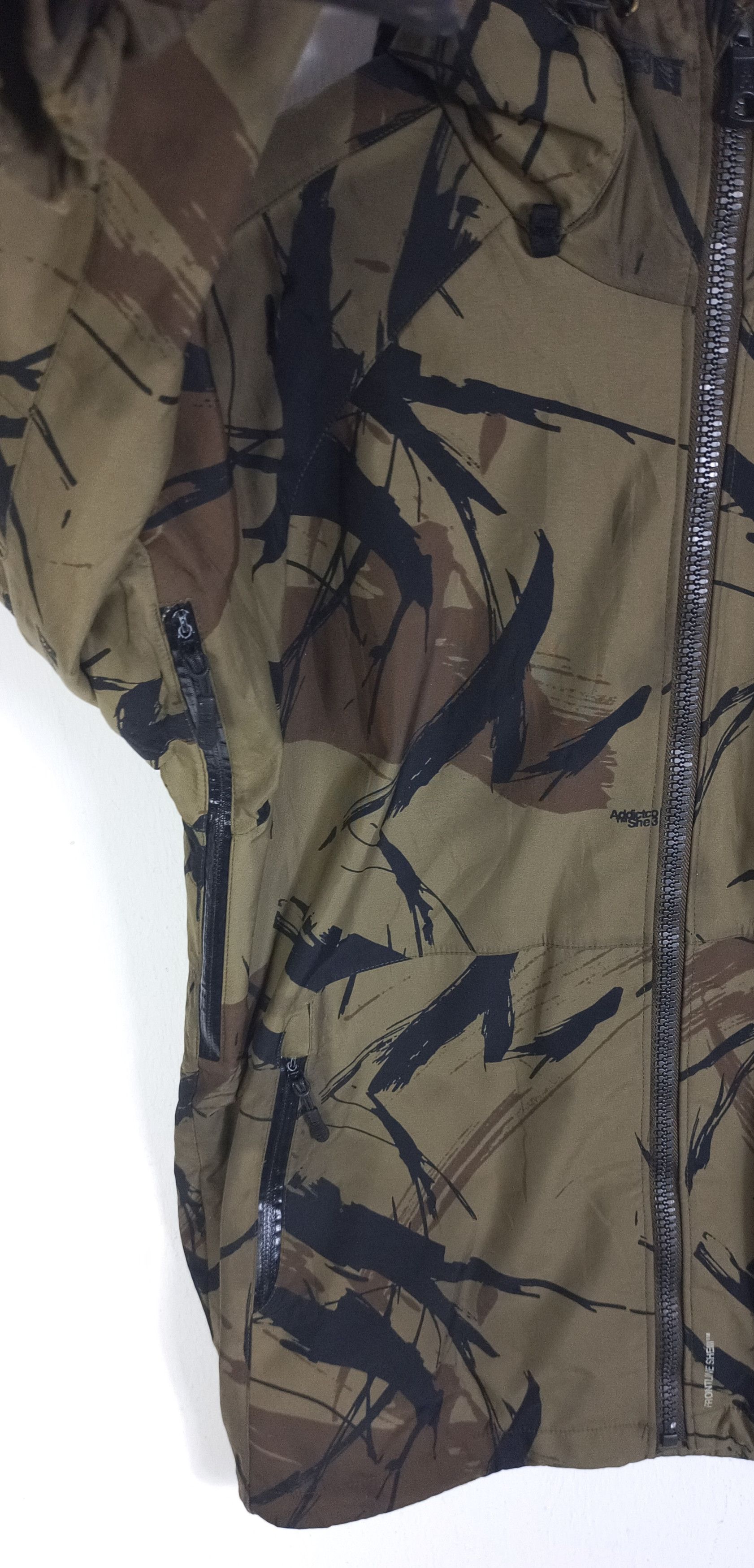 ADDICT Addict Uniqlo Camo RealTree Hoodie Jacket Size US L / EU 52-54 / 3 - 6 Thumbnail