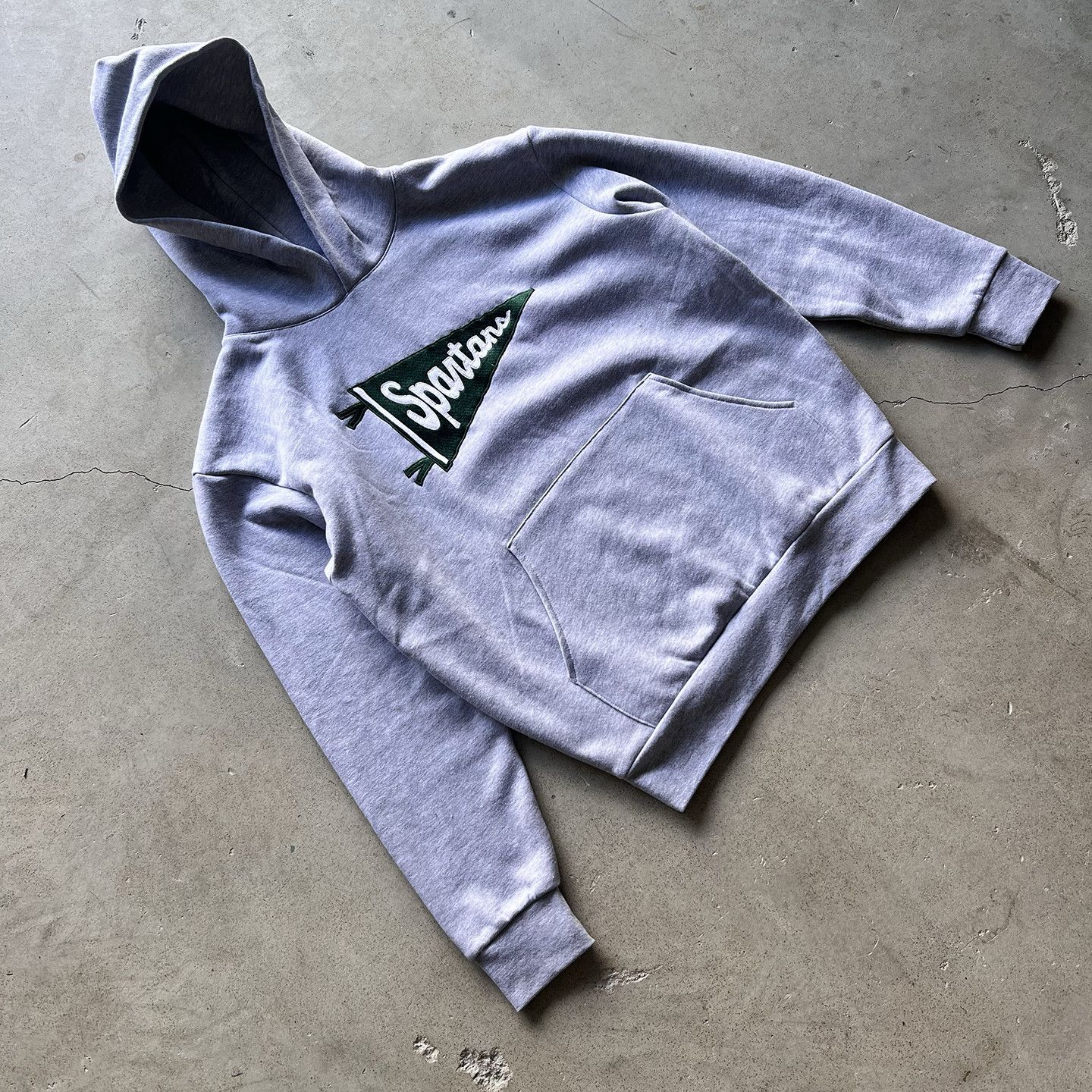 Prolific Spartans Flag Pennant Embroidered Hoodie Size US L / EU 52-54 / 3 - 5 Thumbnail