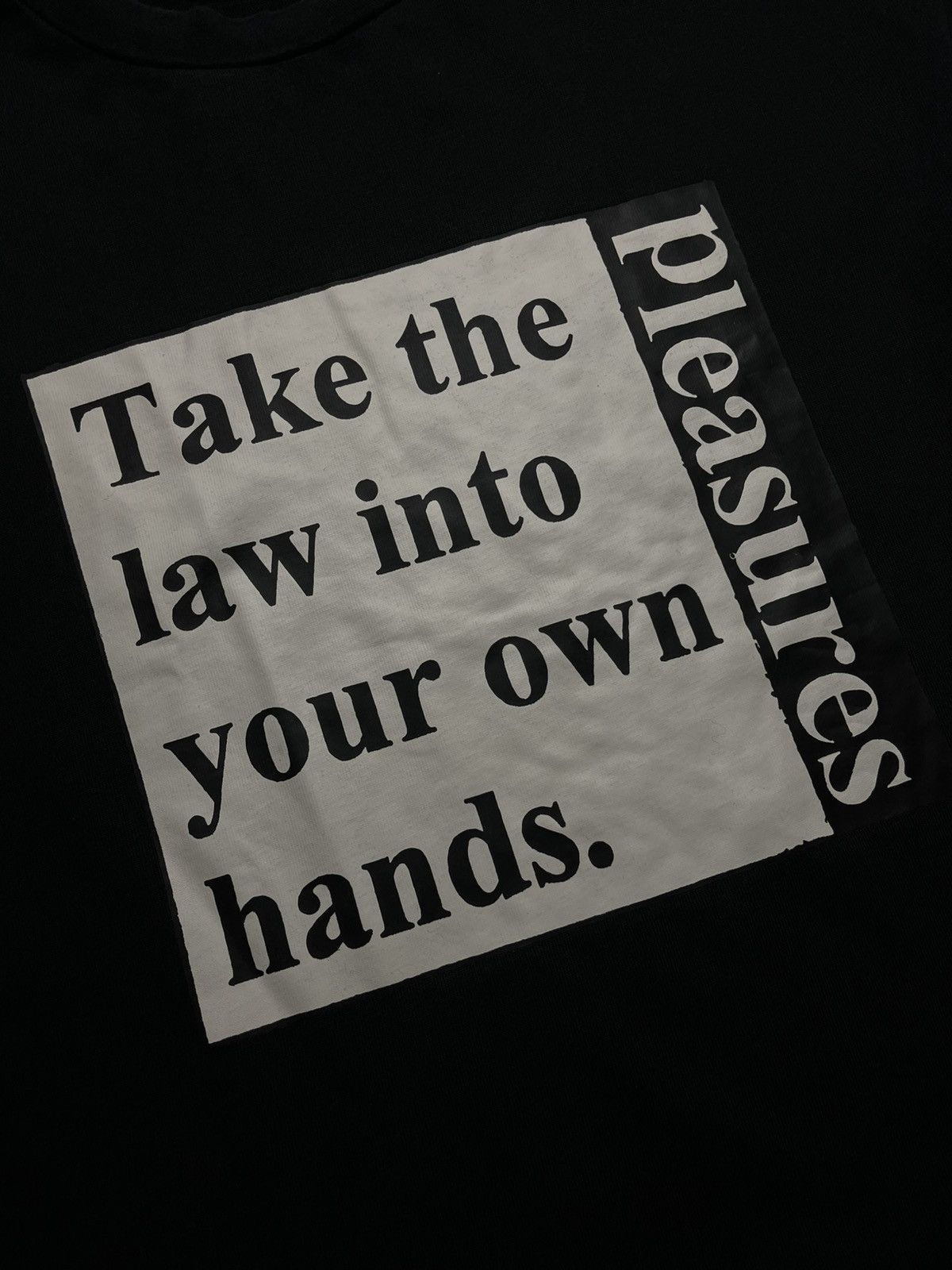 Pleasures Pleasures Lawless Heavyweight Tshirt Size US L / EU 52-54 / 3 - 4 Thumbnail