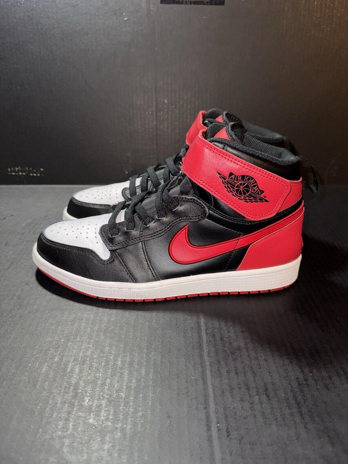 Jordan Brand Nike Air Jordan 1 High FlyEase Black Toe CQ3835-001 - Sz 9.5 Size US 9.5 / EU 42-43 - 5 Thumbnail