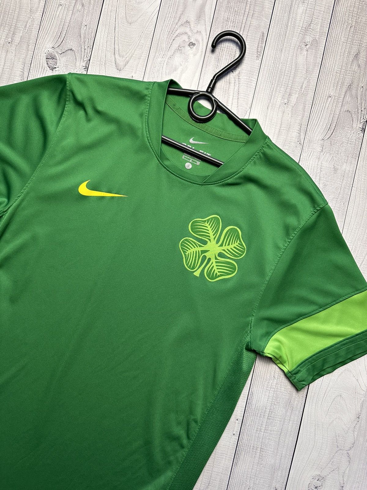Nike × Vintage Vintage Nike Celtic soccer jersey tee logo green Size US S / EU 44-46 / 1 - 4 Thumbnail