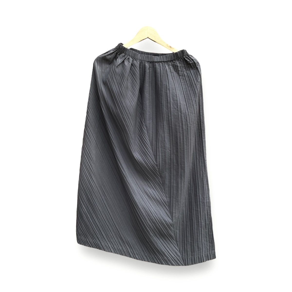 Issey Miyake × Japanese Brand × Vintage Issey miyake Assymetric skirt Size US 30 / EU 46 - 1 Thumbnail