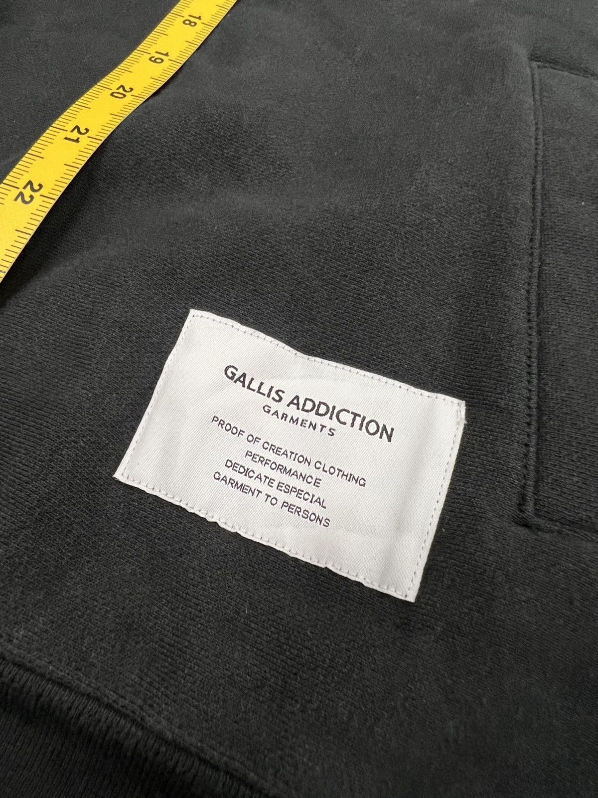 Japanese Brand GALLIS ADDICTION BIG SPELLOUT HOODIE Size US L / EU 52-54 / 3 - 5 Thumbnail