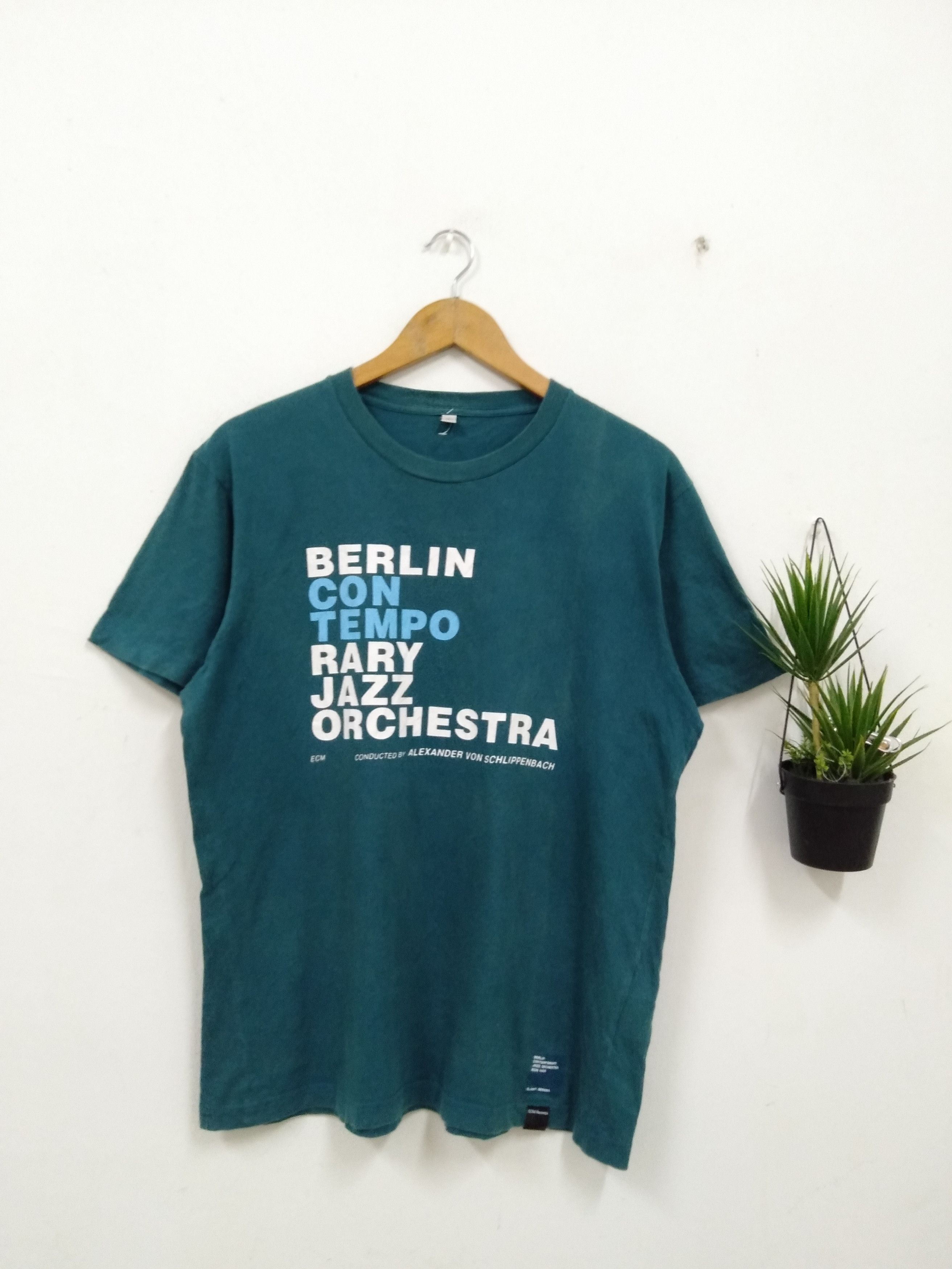 Band Tees Vintage ECM Records Alexander Von Schlippenbach band tee Size US L / EU 52-54 / 3 - 1 Thumbnail