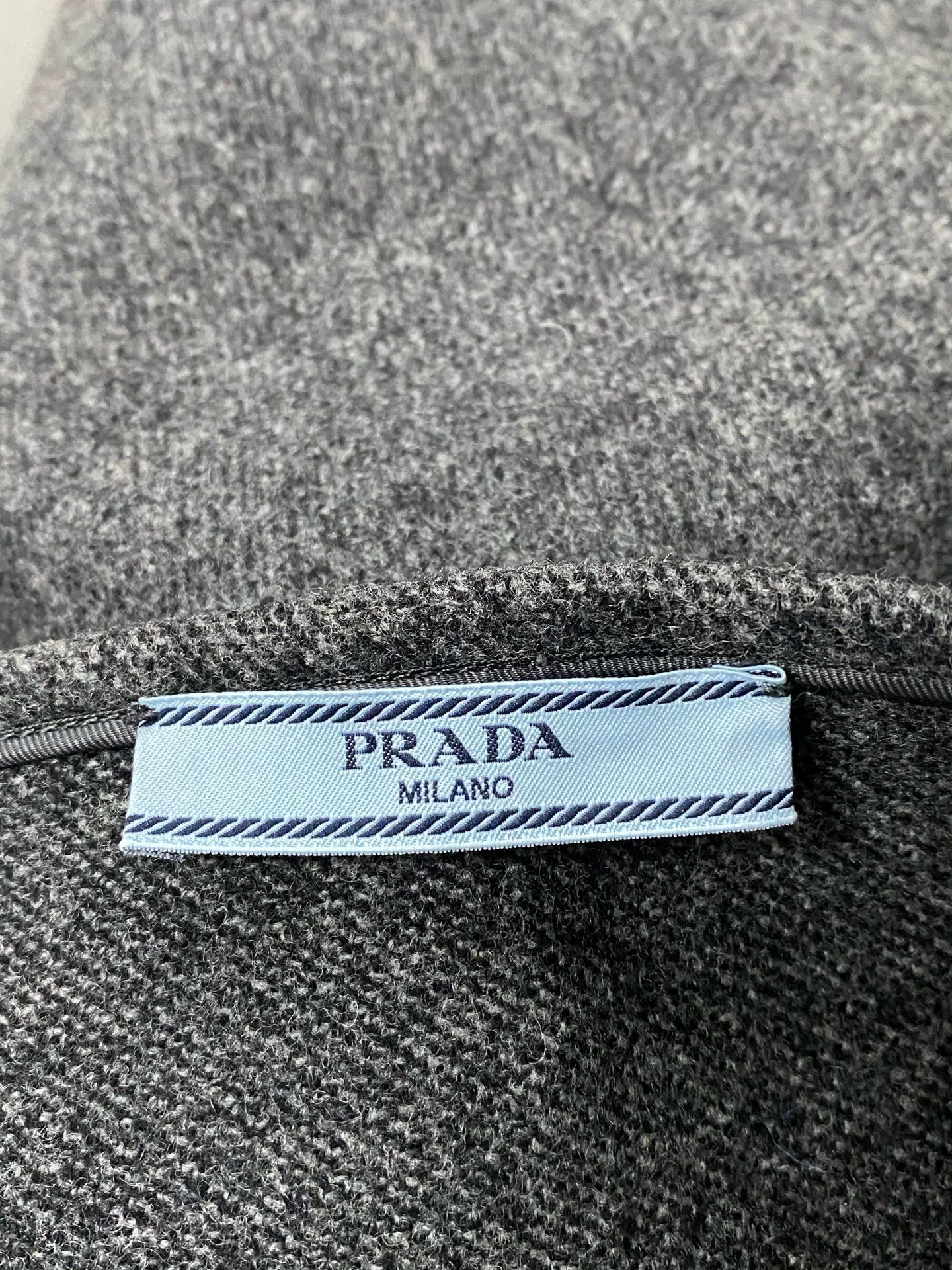 Prada Prada Wool Bodycon Skirt 38 New Size 27" / US 4 / IT 40 - 5 Thumbnail