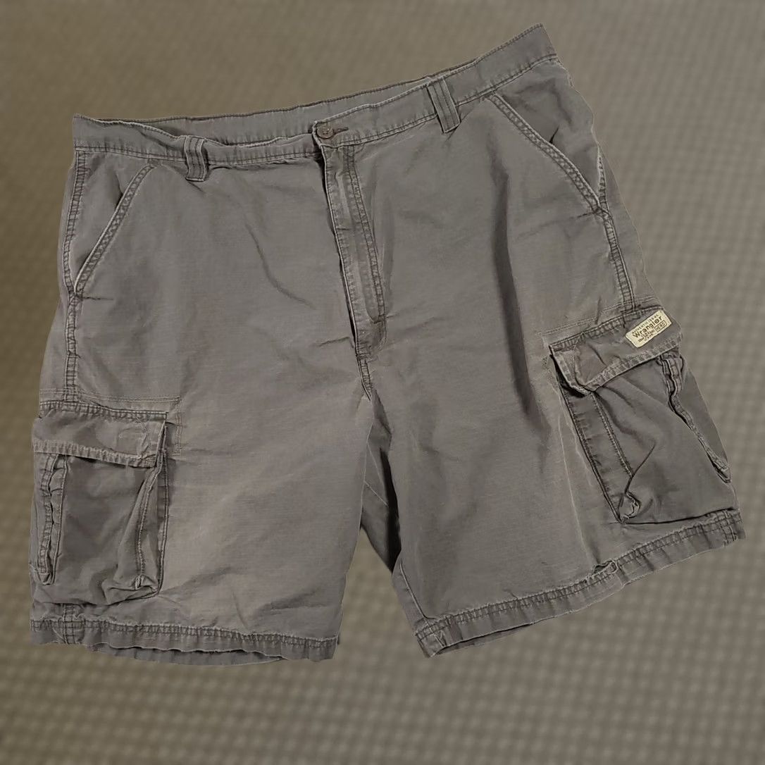 Wrangler Wrangler Cargo Shorts Mens 42 Outdoor Utility Gray Workwear Grunge Ripstop Size US 42 / EU 58 - 1 Thumbnail
