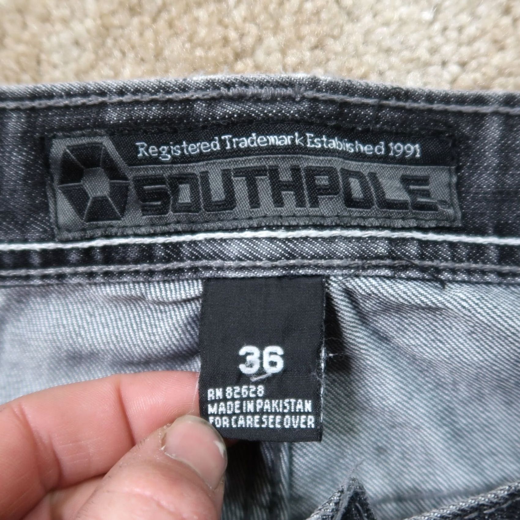 Southpole VINTAGE Southpole Jeans Mens 36x31 Black Denim Loose Baggy Fit Hip Hop Jeans Mens 36x31 Black Denim Hip Hop Boys? Size US 36 / EU 52 - 4 Thumbnail