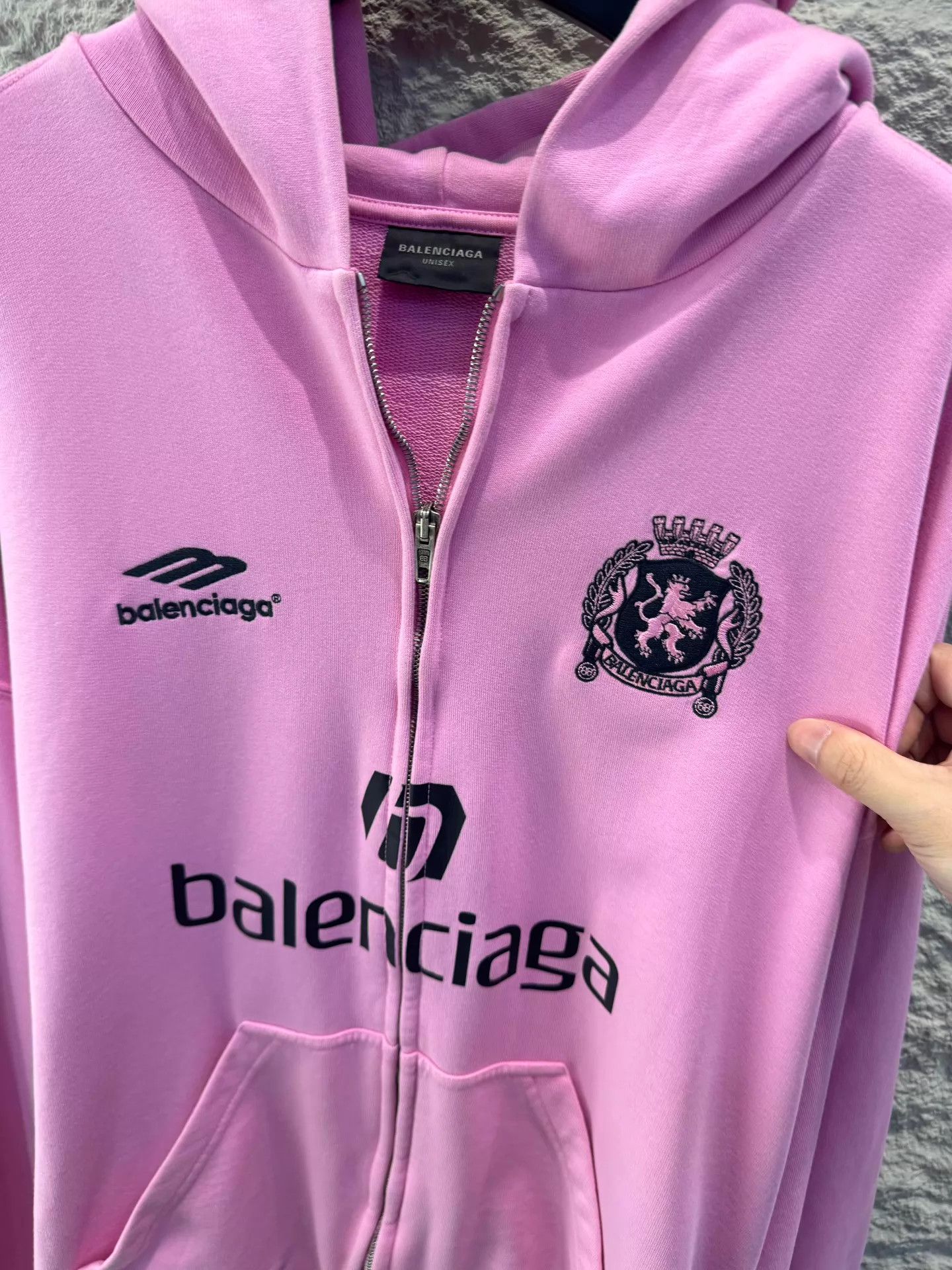 Balenciaga Balenciaga x Manchester United Pink Hoodie Size S / US 4 / IT 40 - 3 Thumbnail