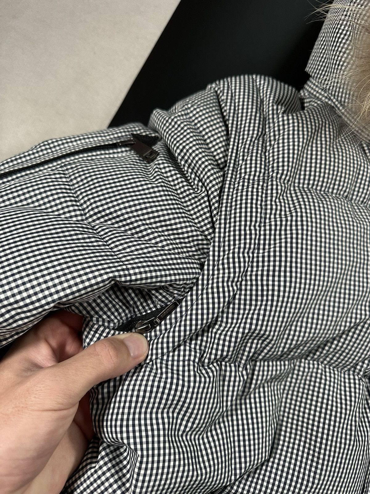 Burberry 00’s Burberry Gingham Check Fur Hood Down Puffer Jacket Size US L / EU 52-54 / 3 - 6 Thumbnail