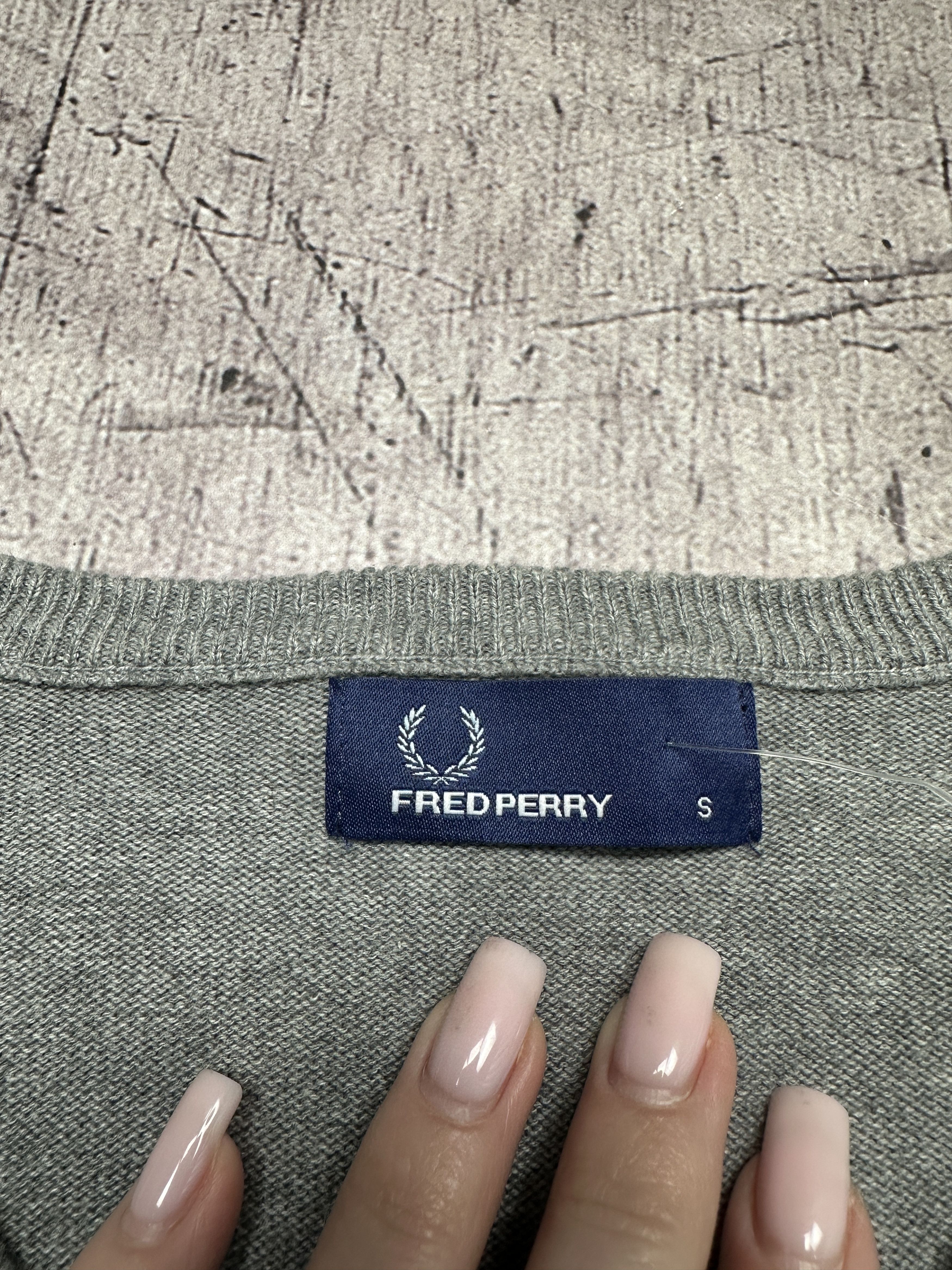 Fred Perry Fred Perry Mens V-Neck Sweater Size US S / EU 44-46 / 1 - 4 Thumbnail