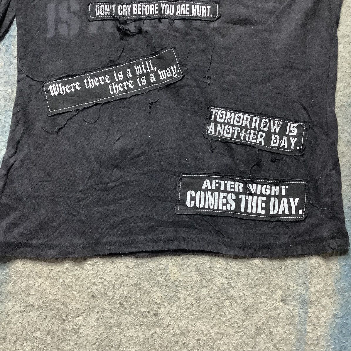 KMRii Japanese brand Lead Poem After Night Comes The Day Size US M / EU 48-50 / 2 - 3 Thumbnail