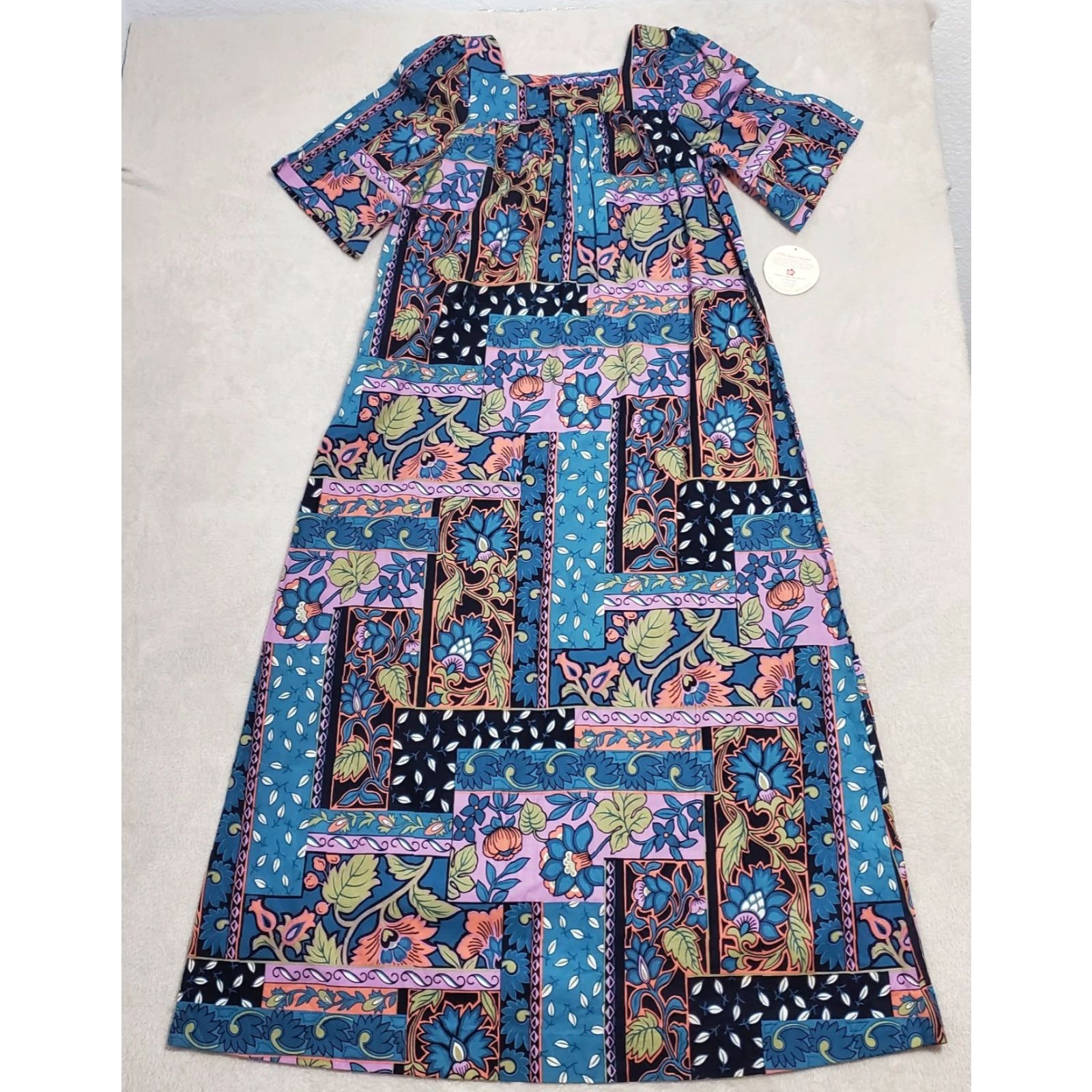 Hilo Hattie VINTAGE Hilo Hattie Maxi Dress Women M Blue Floral Short Sleeve Muumuu Cotton Kaftan Sundress Size 32" / US 10 / IT 46 - 4 Thumbnail