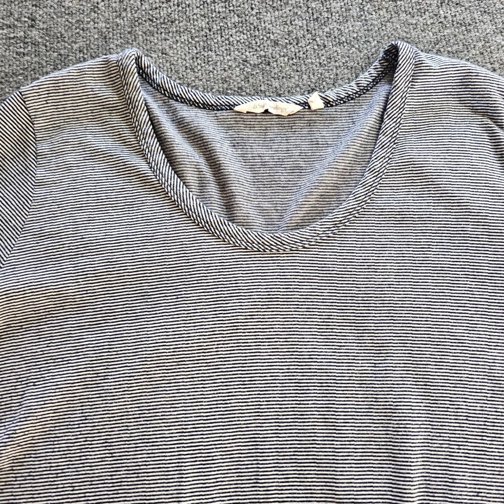 Soft Surroundings Soft Surroundings Top Blouse Womens 1X Blue White Striped Knit Stretch Casual Shirt Size XL / US 12-14 / IT 48-50 - 2 Thumbnail