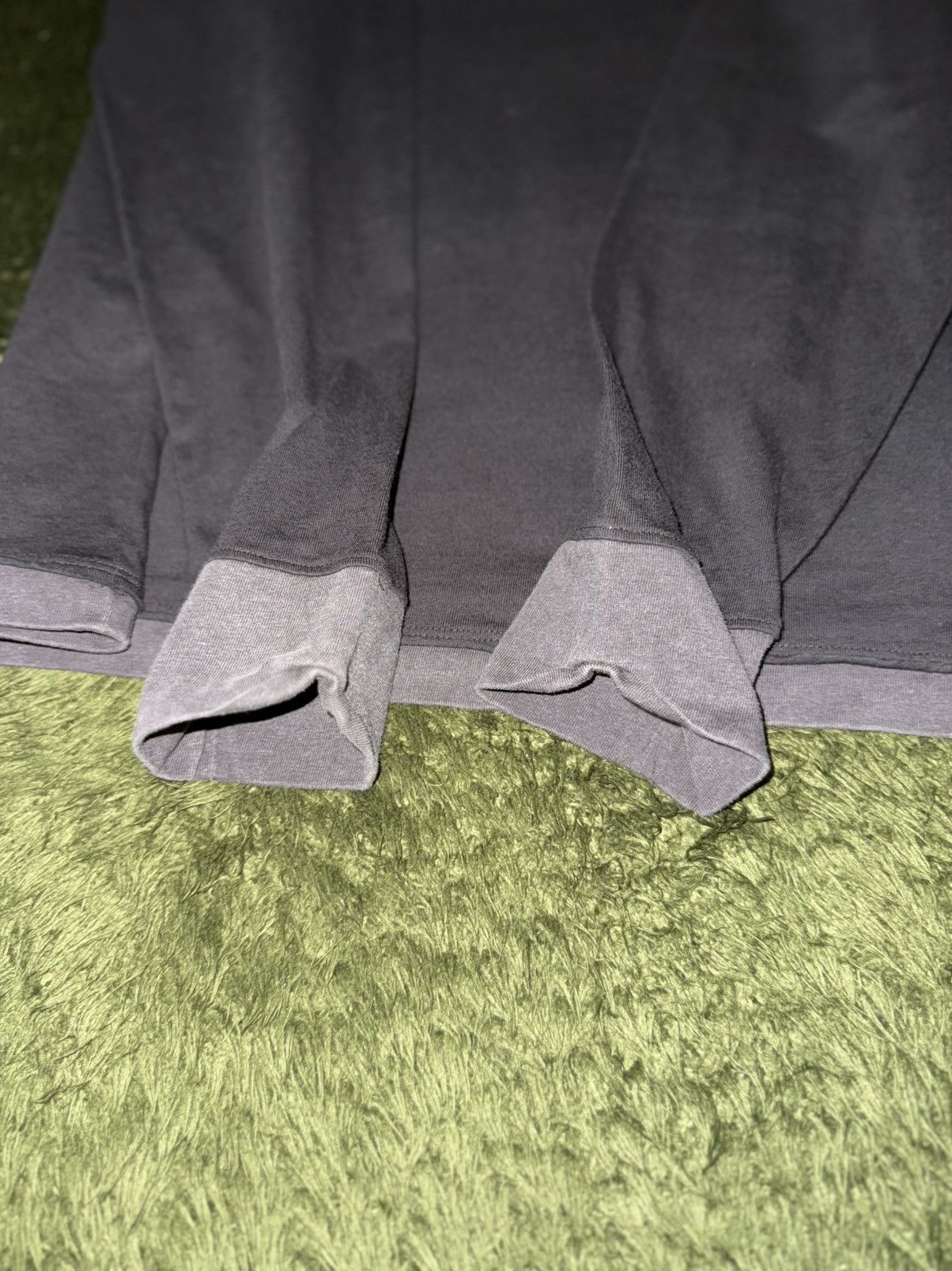 Japanese Brand [4] Hatchingroom Lizard Ringer Long Sleeve Charcoal Size US L / EU 52-54 / 3 - 10 Thumbnail