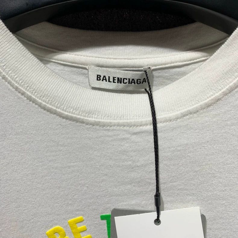 Balenciaga Balenciaga Earth short sleeve, size S Size S / US 4 / IT 40 - 4 Thumbnail