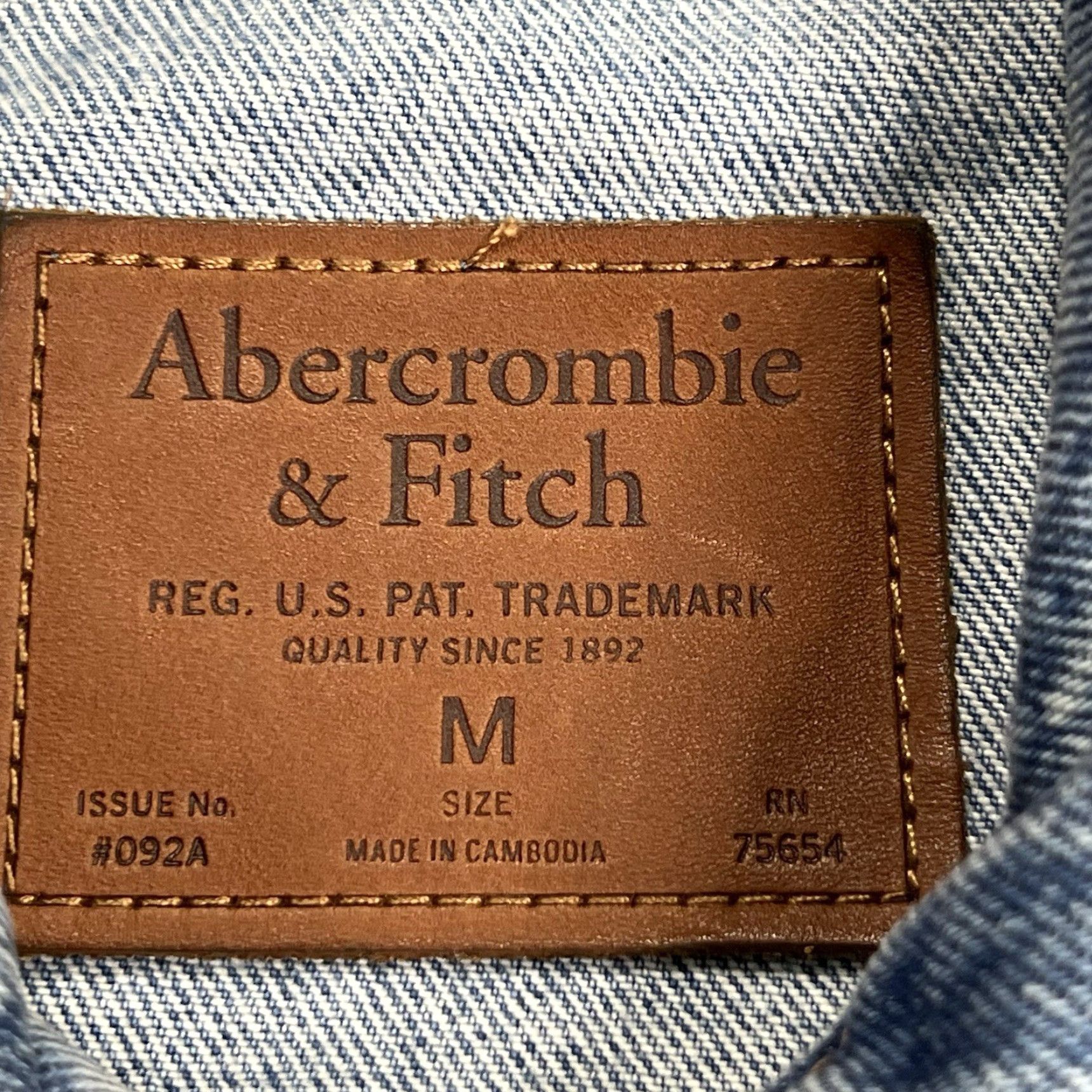 Abercrombie & Fitch Abercrombie & Fitch Denim Jean Jacket Mens Medium Classic Trucker Button Up Workwear Shirt Size US 31 - 4 Thumbnail