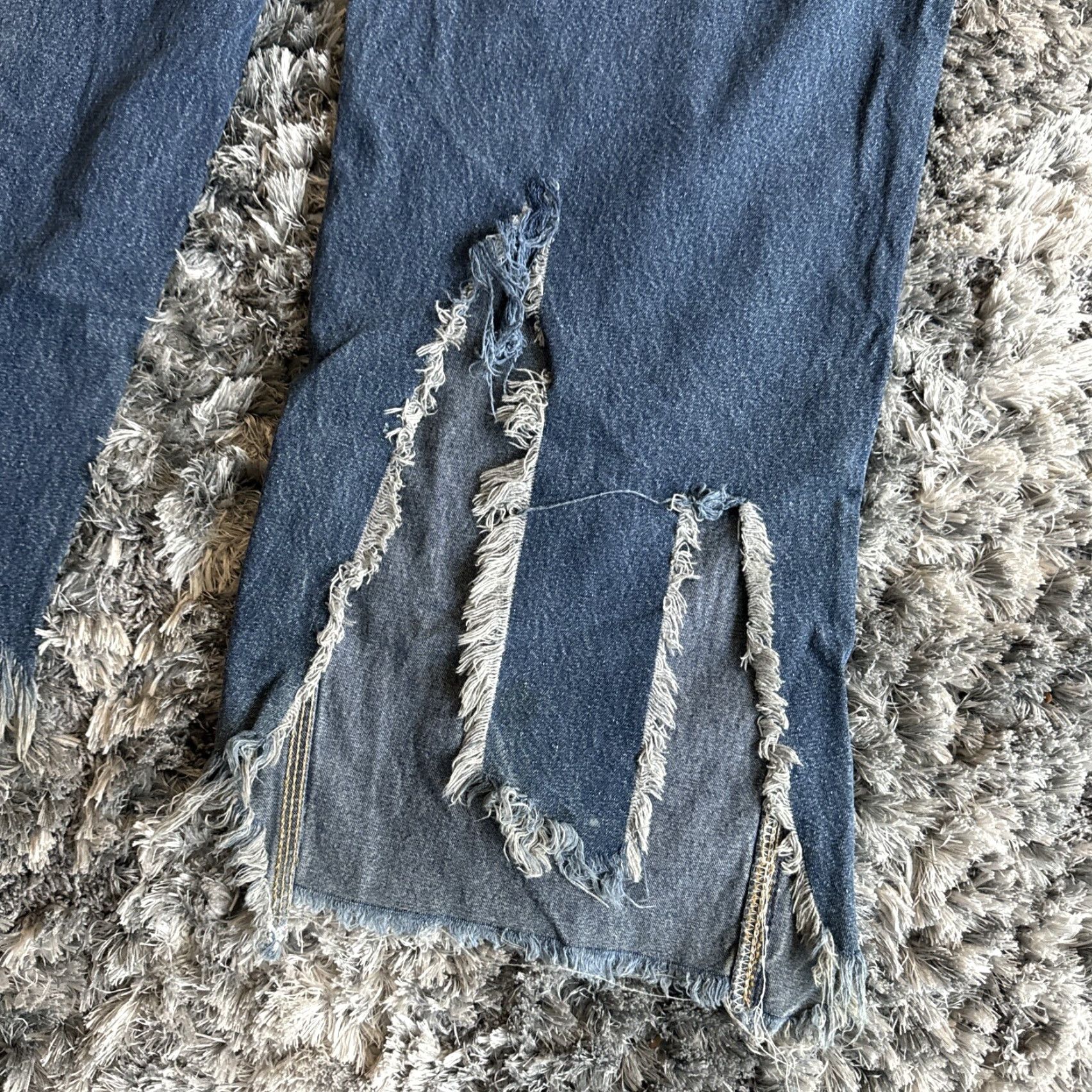 Carhartt VINTAGE Carhartt Jeans Denim Blue Men 38x31 Sz THRASHED Straight Cut Tag Pants Denim Jeans 1990s Y2K Mens Size US 38 / EU 54 - 2 Thumbnail