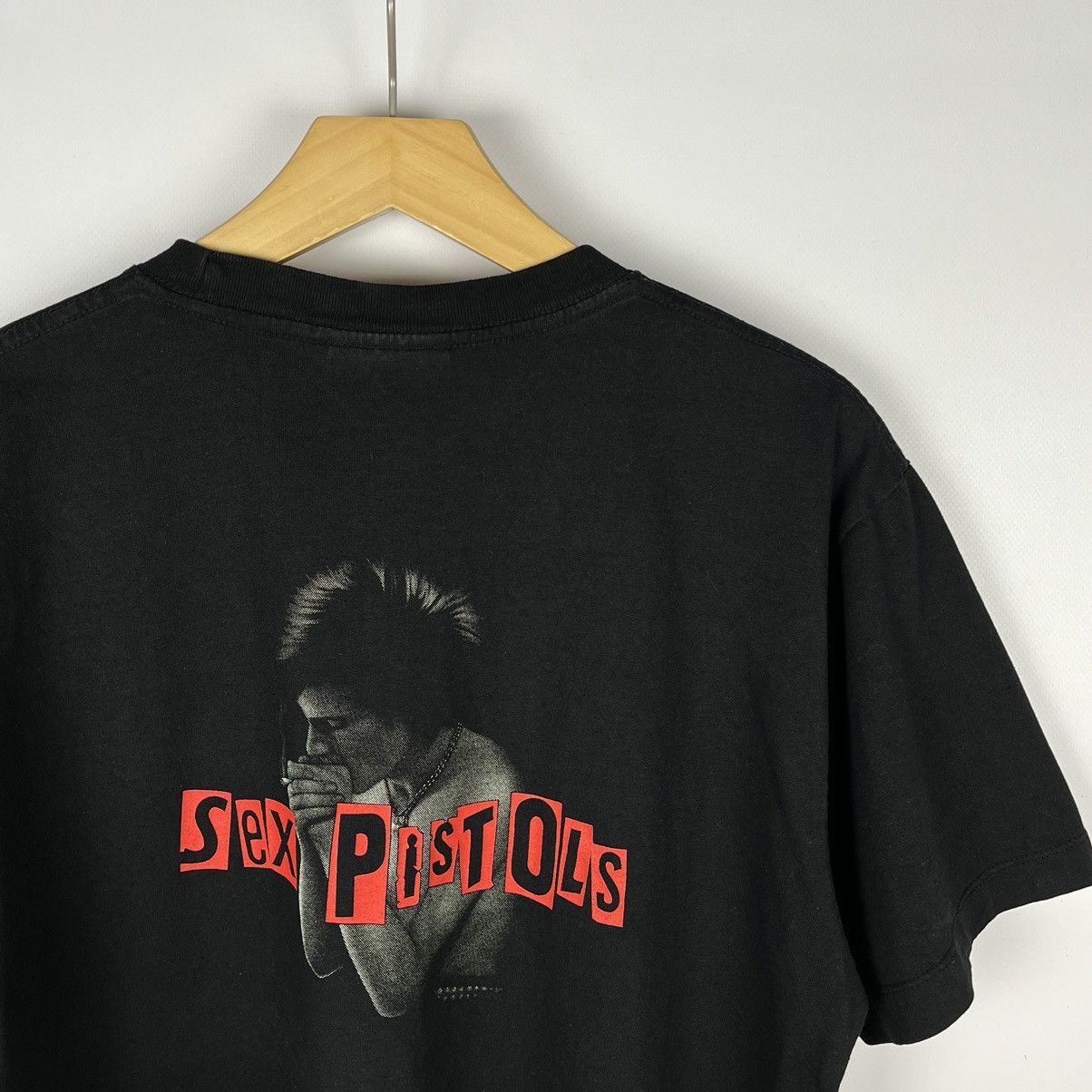 Band Tees Vintage Sex Pistols Sid Vicious rare rock band tee 90’s Size US L / EU 52-54 / 3 - 11 Thumbnail
