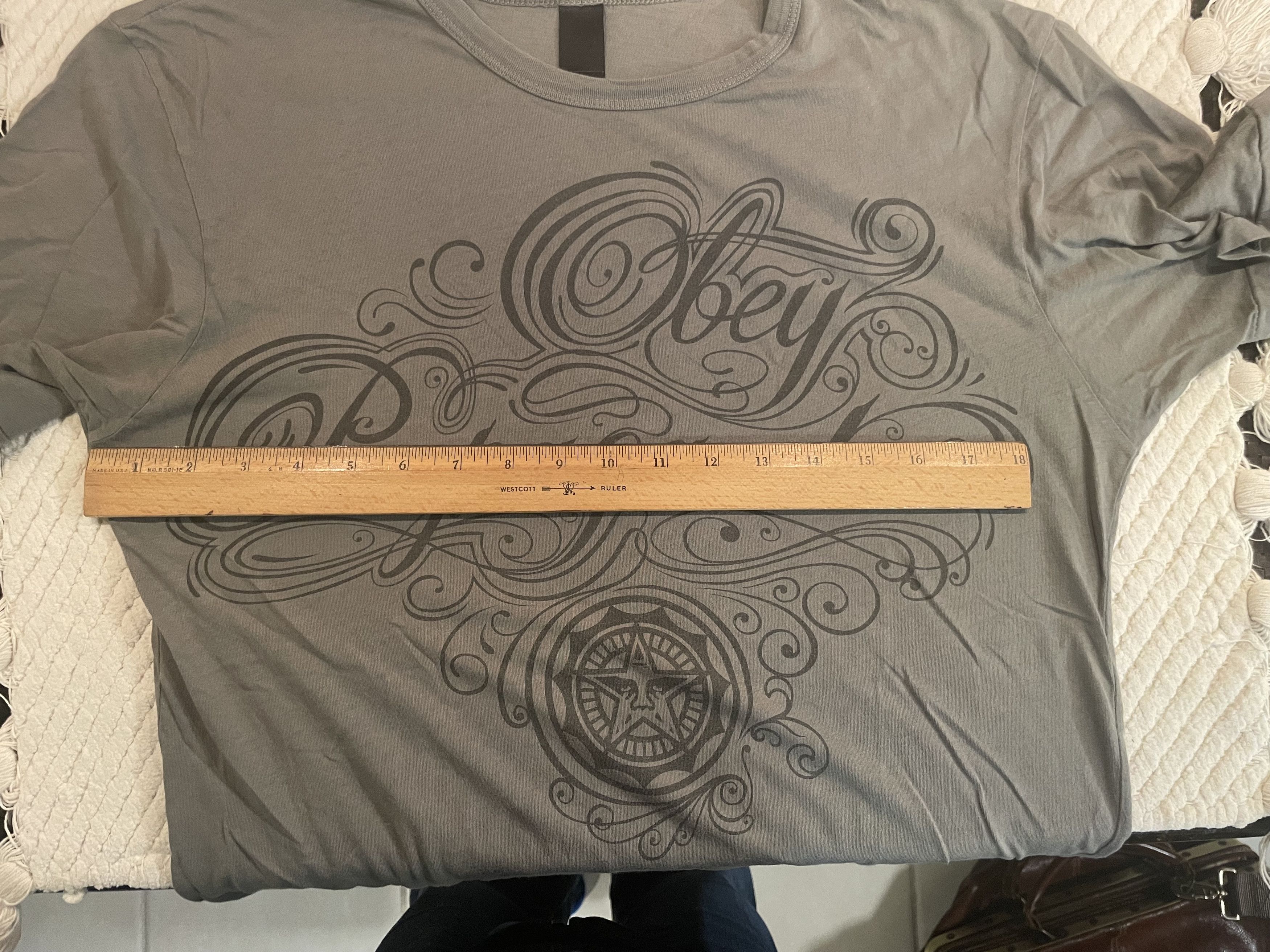 Obey Obey light gray t-shirt Size US M / EU 48-50 / 2 - 6 Thumbnail