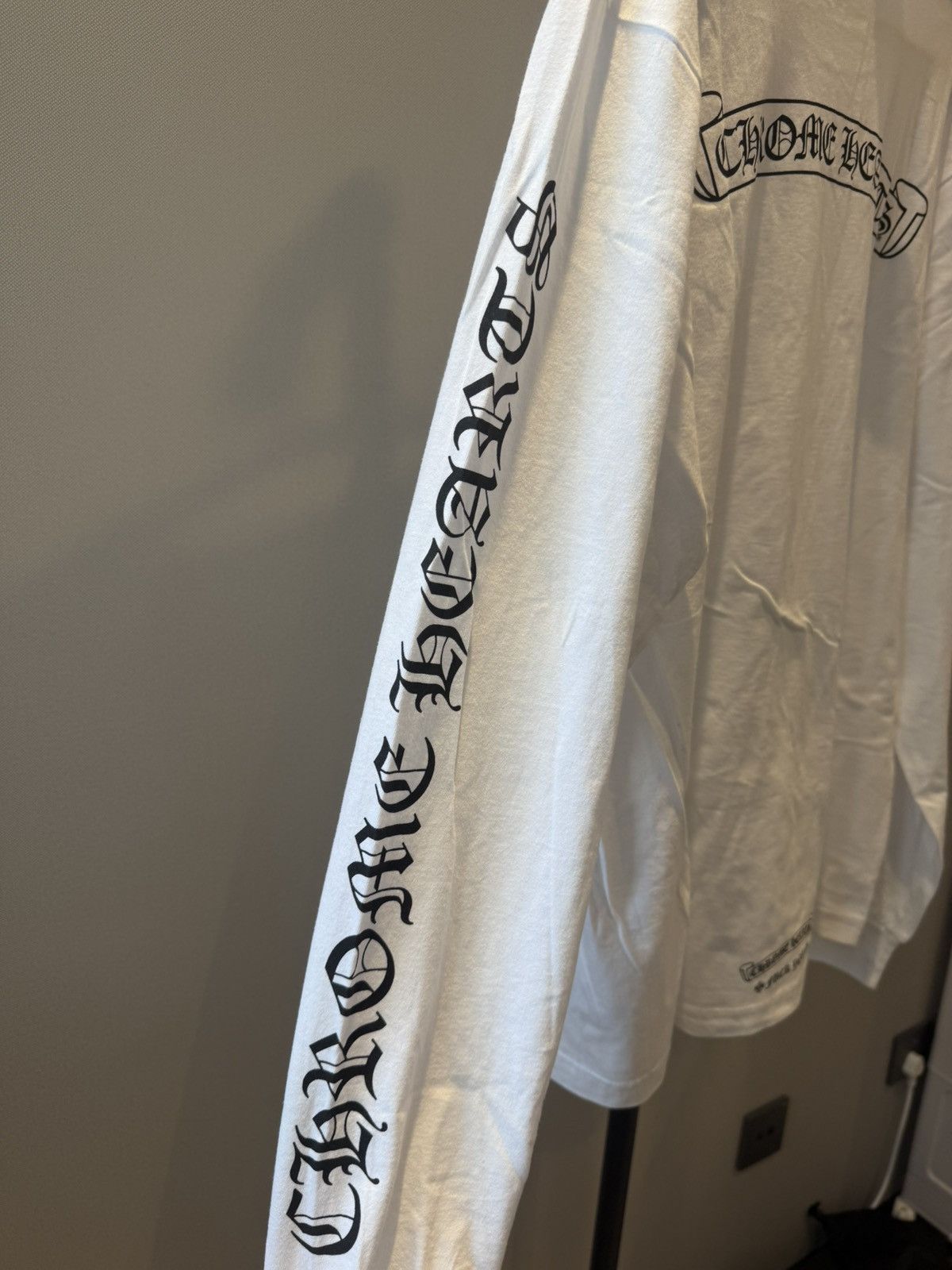 Chrome Hearts Chrome Hearts Scroll Logo long sleeve Size US L / EU 52-54 / 3 - 4 Thumbnail