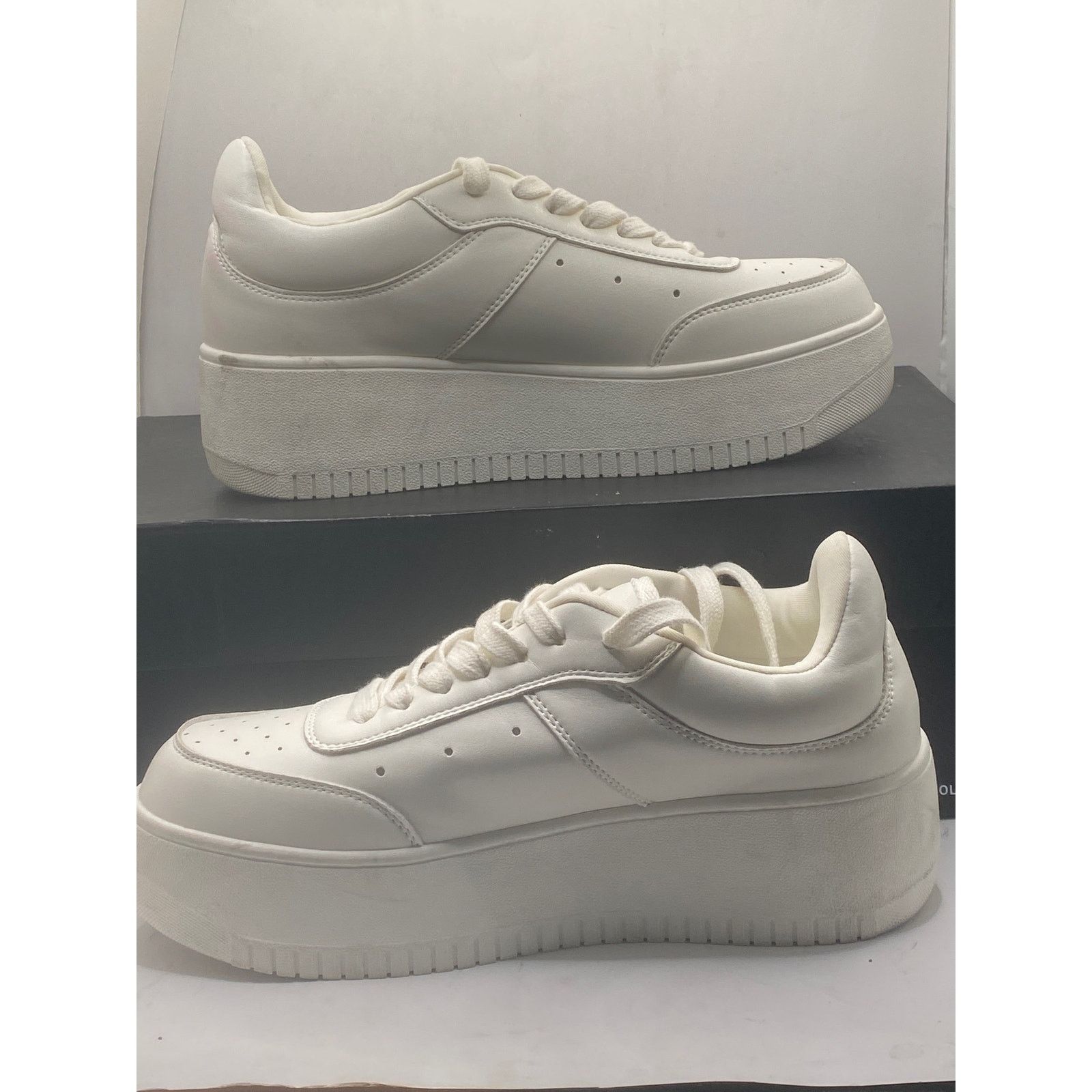 Steve Madden Steve Madden Rocket Sneaker Women's Size 8.5M Size US 8.5 / IT 38.5 - 9 Thumbnail