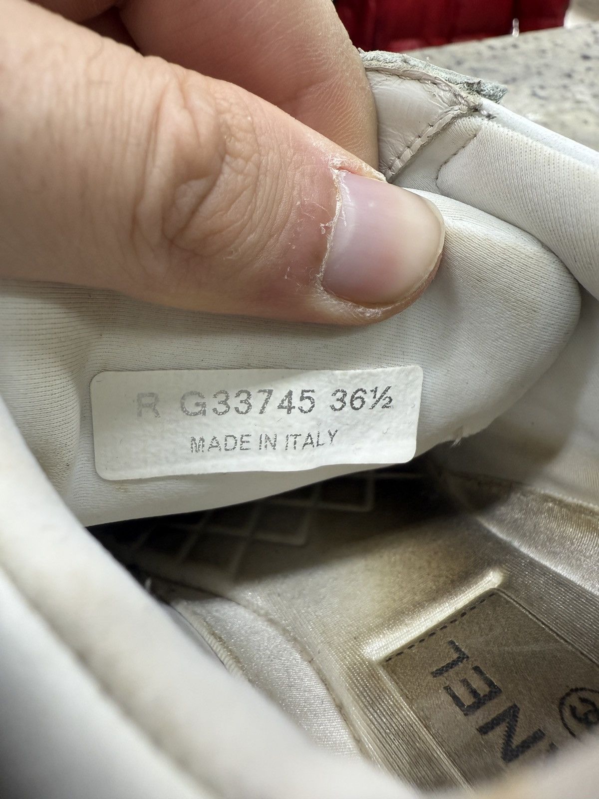 Chanel Chanel White Runners Size US 6.5 / IT 36.5 - 6 Thumbnail