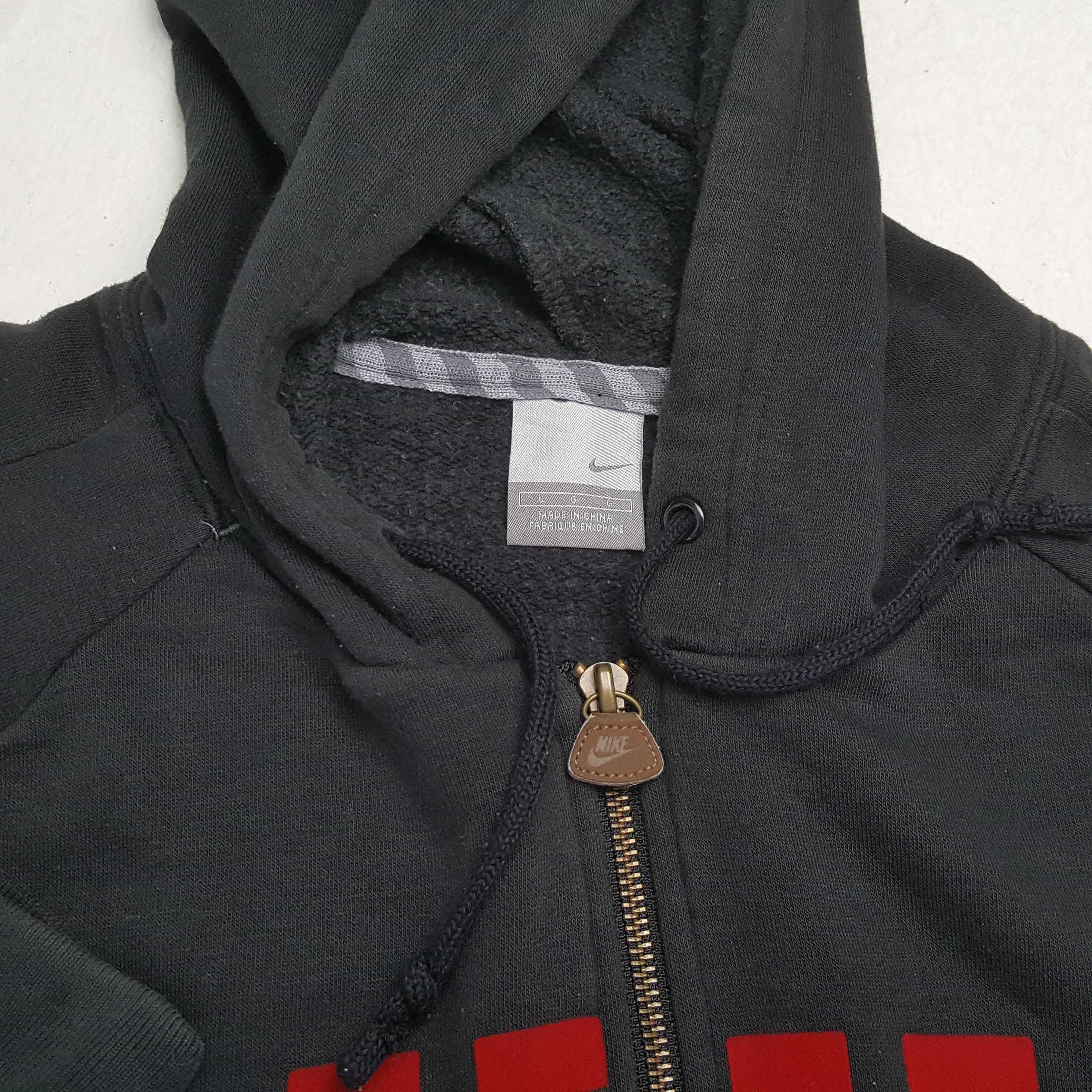 Nike NIKE Spellout Design Zipper Hoodies Size US L / EU 52-54 / 3 - 12 Thumbnail