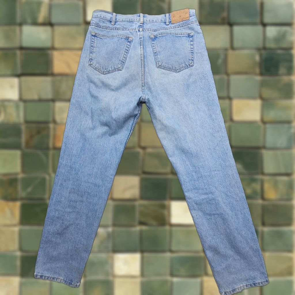 Gap VINTAGE Gap USA Made Easy Fit Jeans Mens 36 x 32 Light Wash Tapered Rigid 90s 5-Pocket Denim Blue 90s Mens Jeans Size US 36 / EU 52 - 1 Thumbnail