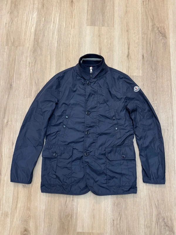 Moncler Moncler Aix Giacca Lightweight Navy Nylon Jacket Buttons 3 M Size US M / EU 48-50 / 2 - 1 Thumbnail