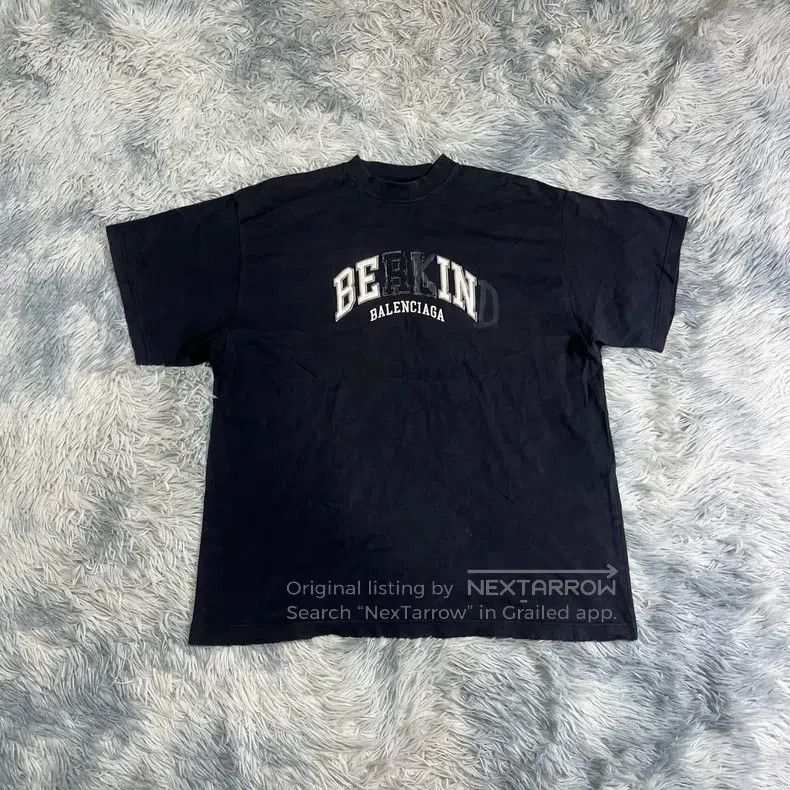 Balenciaga Balenciaga Black Short-Sleeve T-Shirt Size US S / EU 44-46 / 1 - 3 Thumbnail