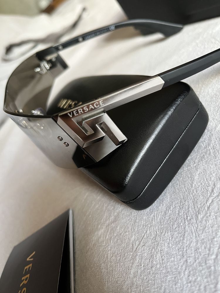 Versace Versace VE 2241 Sunglasses Size ONE SIZE - 4 Thumbnail