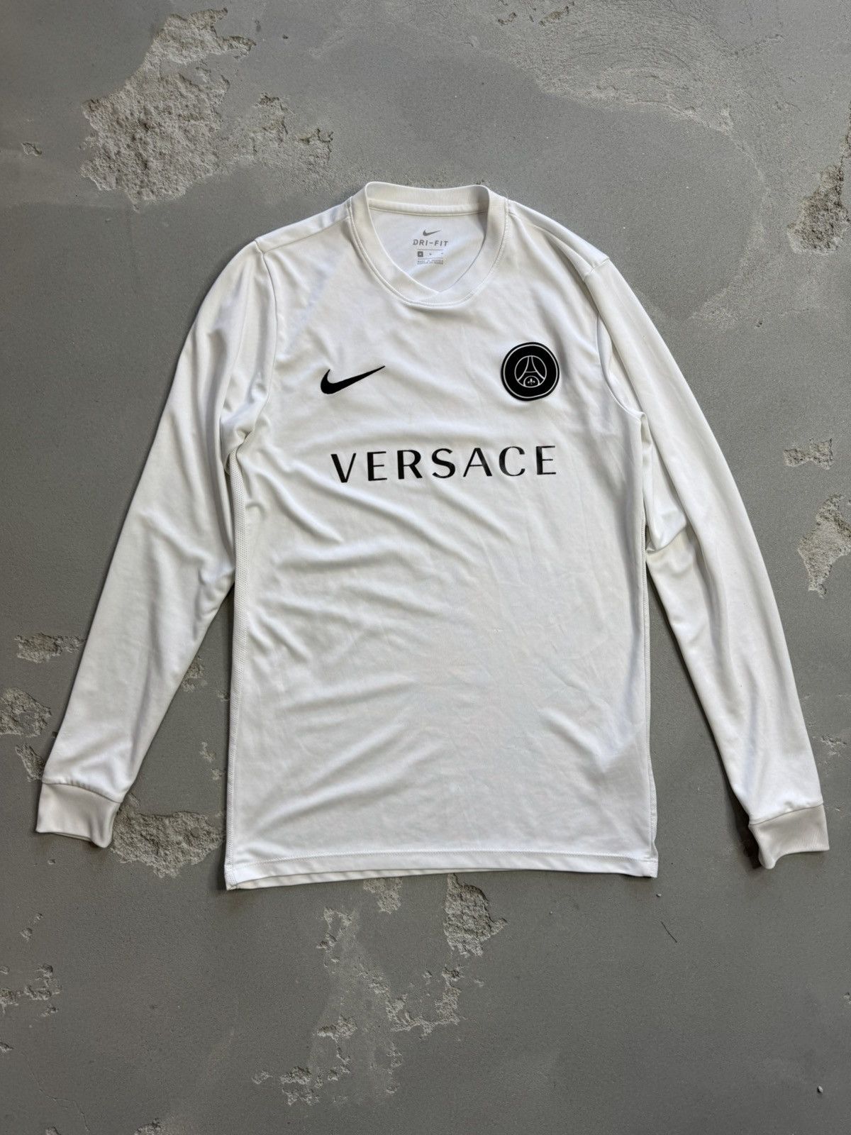 Nike Nike X Versace Soccer Jersey Size US M / EU 48-50 / 2 - 1 Thumbnail