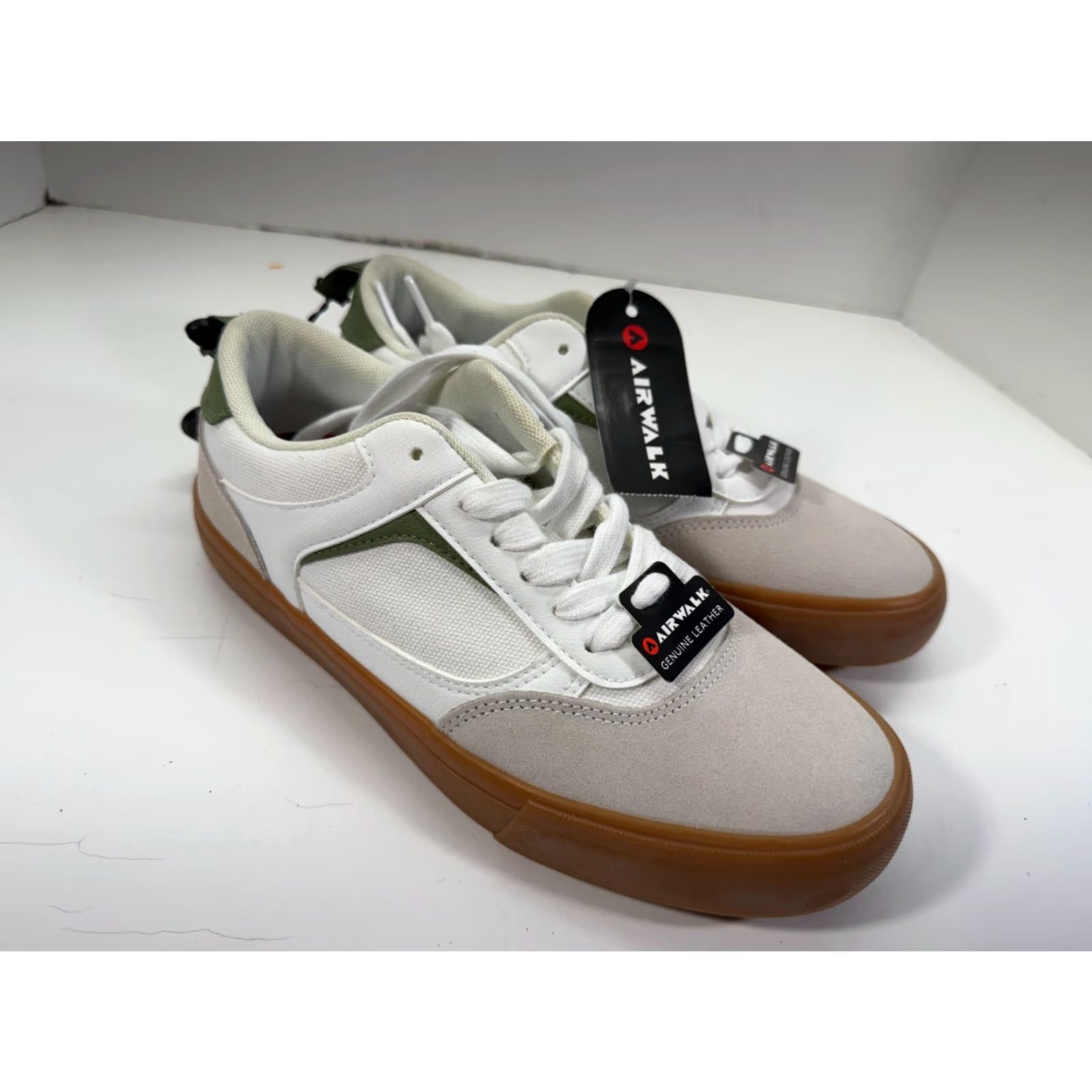 Airwalk Airwalk Sneaker Mens 7.5 White Green Leather Canvas Lace-Up NWT Size US 8 / EU 41 - 3 Thumbnail