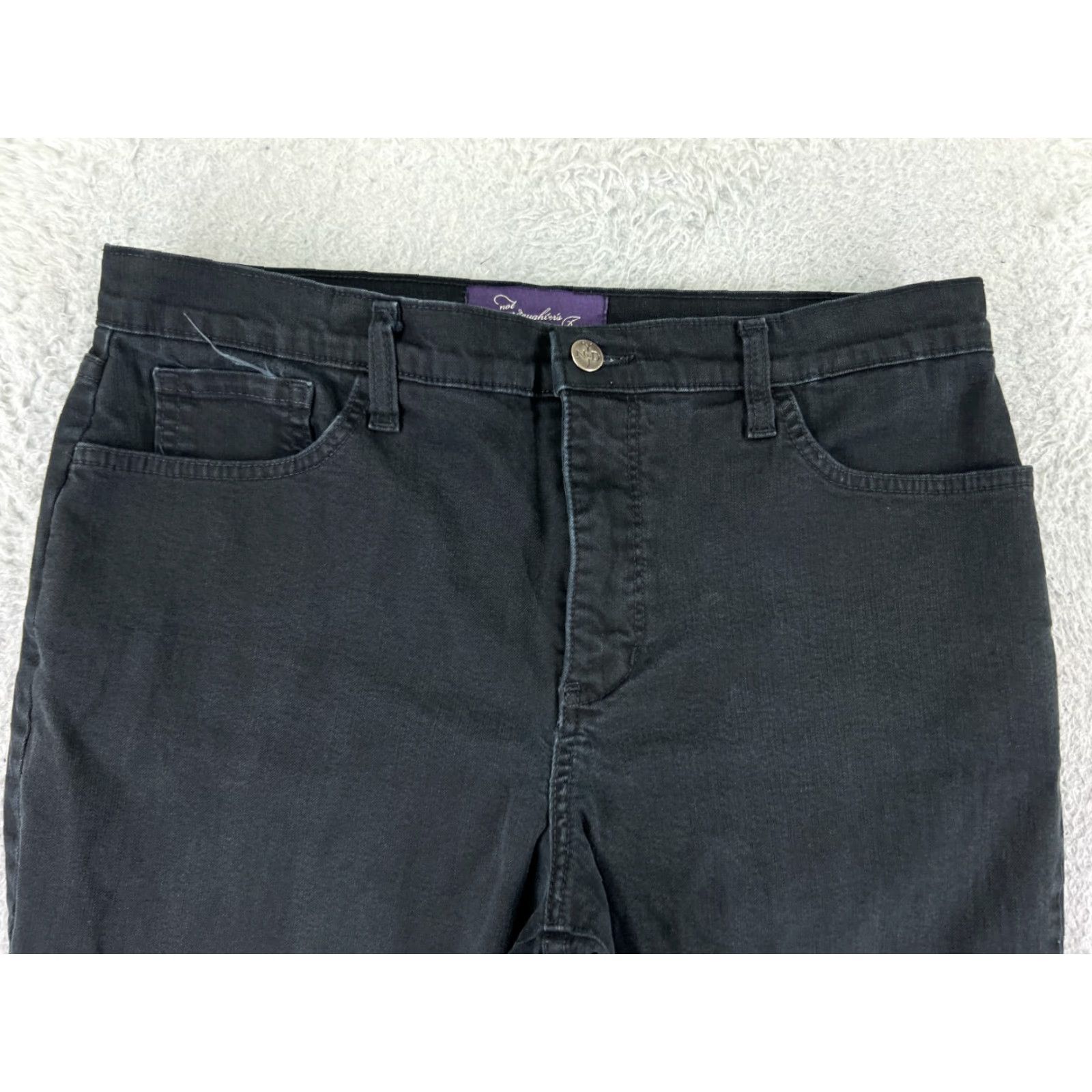 NYDJ NYDJ Not Your Daughters Jeans Capri Pants Womens 10 Black Cotton Blend 30x20 Denim Capri Jeans Vintage No N/A Size 32" / US 10 / IT 46 - 7 Thumbnail