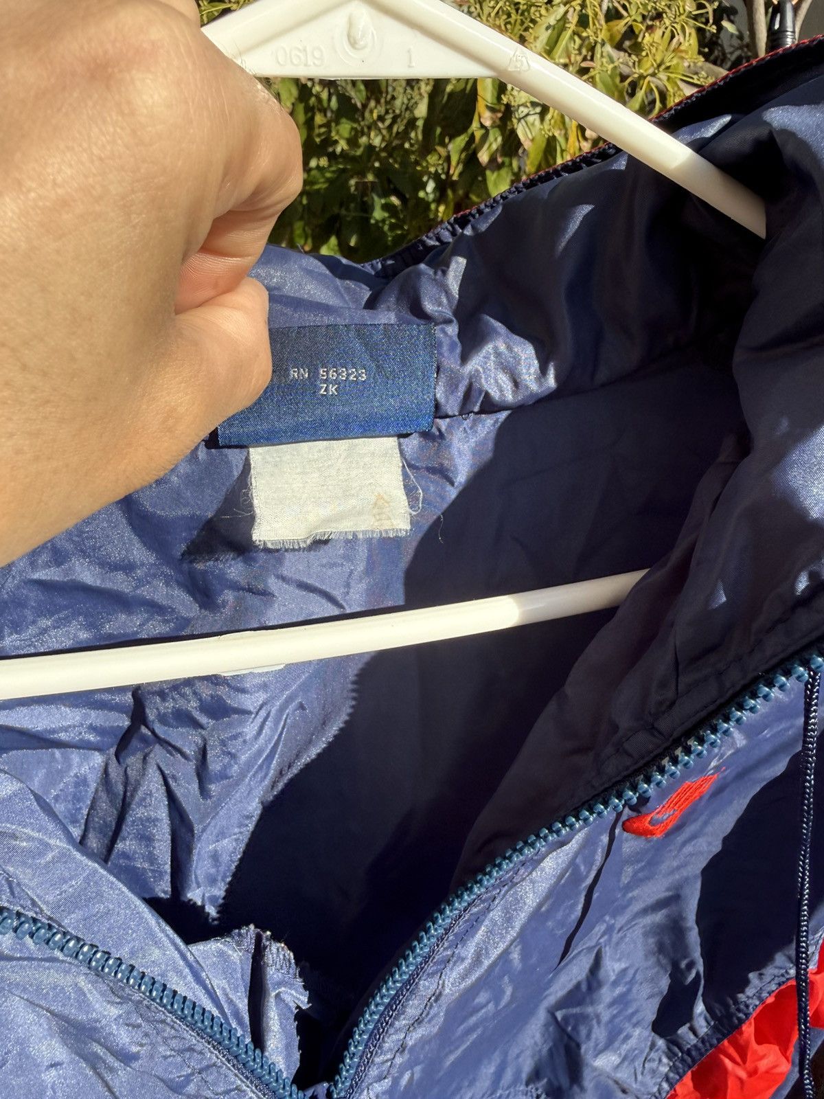 Nike Vintage 80’s Nike windbreaker in amazing condition! Size US L / EU 52-54 / 3 - 4 Thumbnail