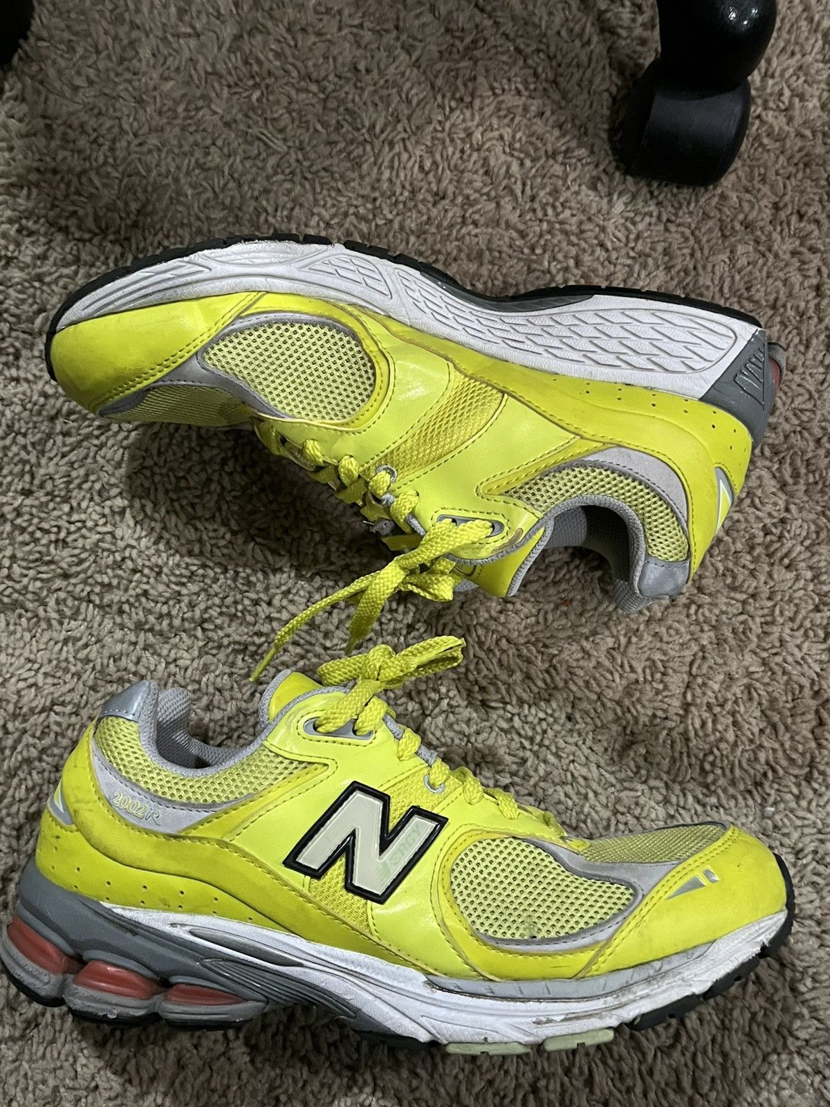 New Balance Yellow New Balance 2002R Size US 10 / EU 43 - 2 Thumbnail
