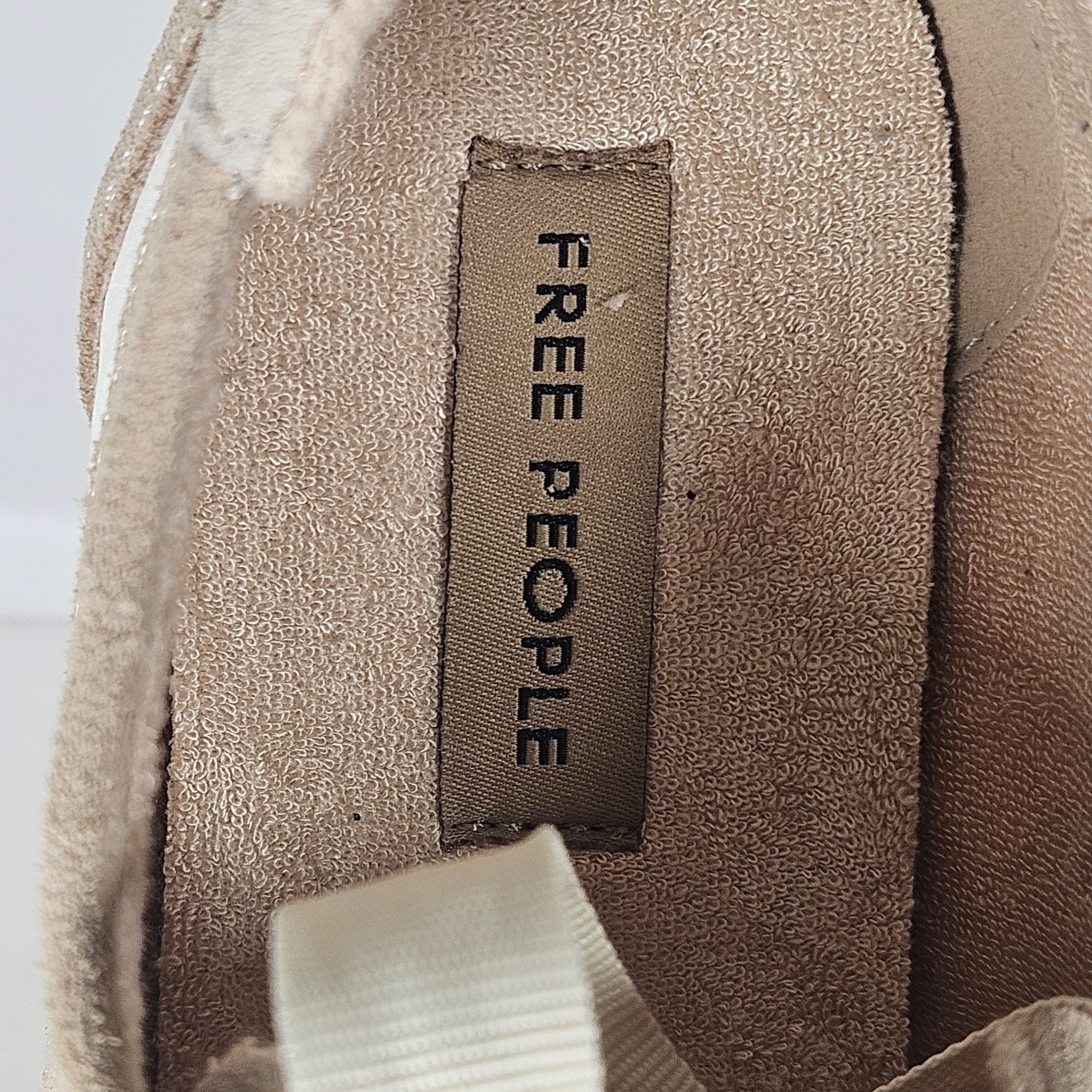 Free People Free People Aces Suede Beige & White Athletic Sneakers tenni Size US 7 / IT 37 - 8 Thumbnail
