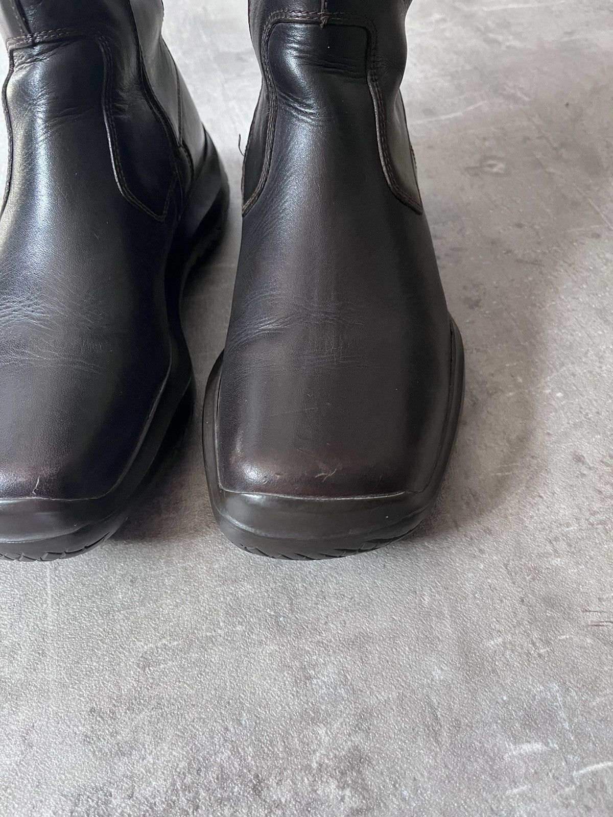 Prada Prada F/W 1999 Ankle Vibram black leather boots Size US 9 / EU 42 - 4 Thumbnail