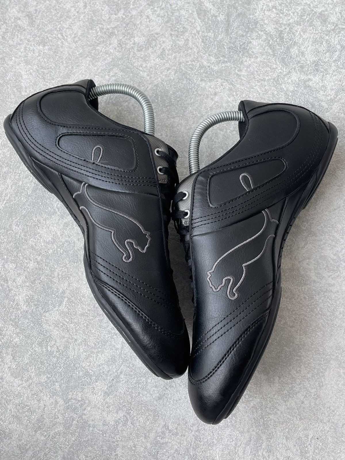 Puma 2012 PUMA Driving Sneakers Black Silver Y2K Gorpcore Cyber Size US 9 / IT 39 - 6 Thumbnail