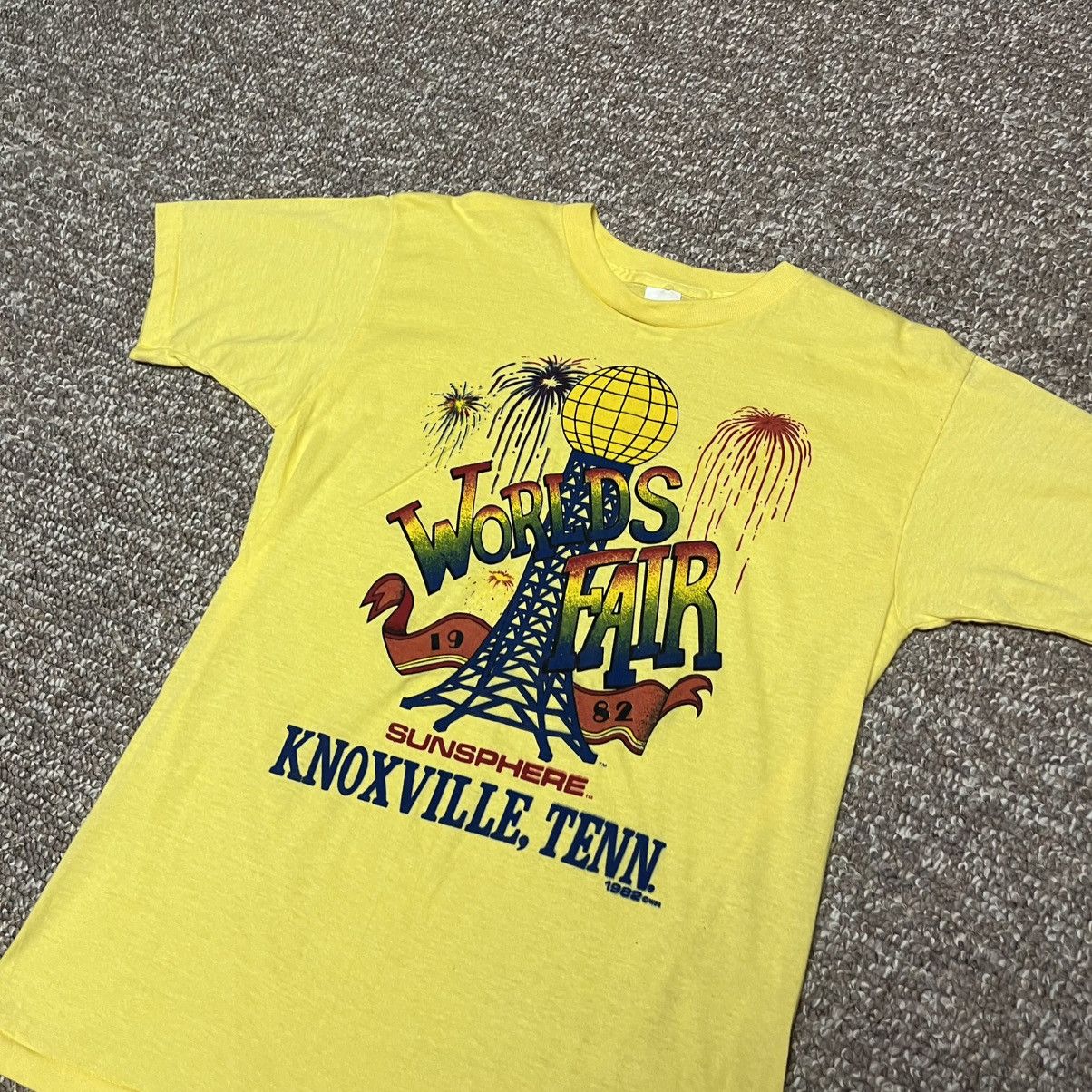 Vintage 1982 Worlds Fair Tennessee 31 Rainbow Ringer T-Shirt