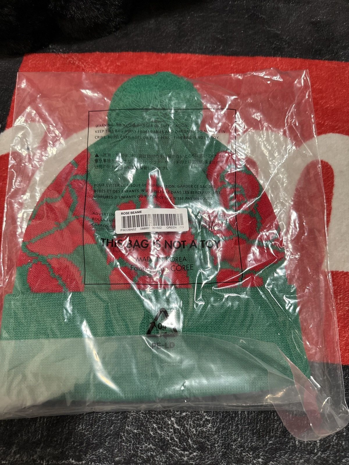Supreme Supreme Rose Beanie Size ONE SIZE - 2 Thumbnail