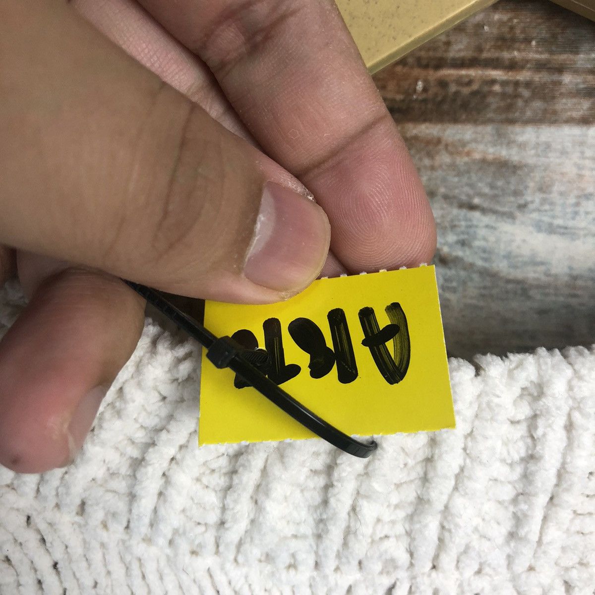 Homespun Knitwear × Japanese Brand Japanese Brand White vintage Knitwear #A1878 Size XL / US 12-14 / IT 48-50 - 10 Thumbnail