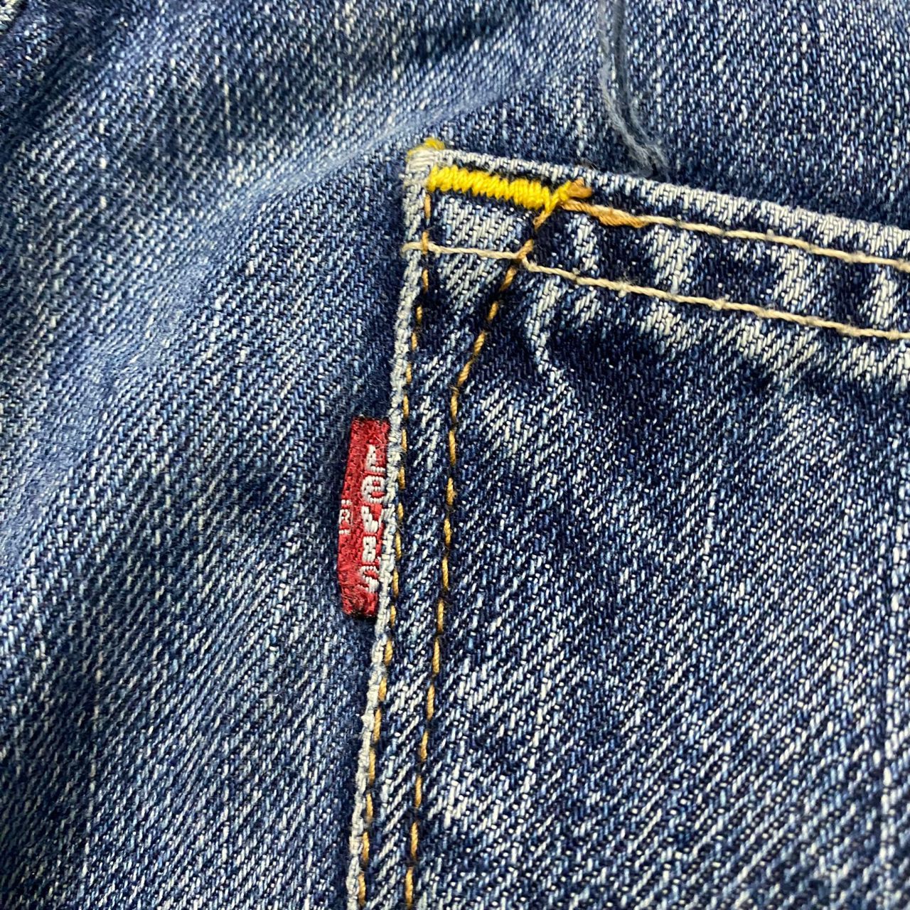 Levi's Vintage Levis Distressed Denim Kurt Cobain Style Size US 37 - 15 Thumbnail