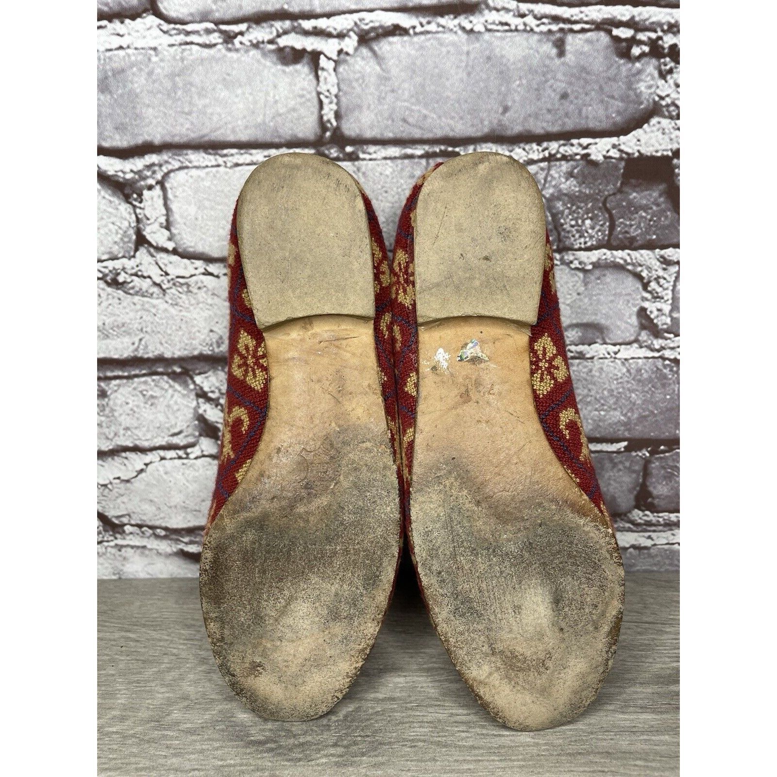 Other Zalo Red Fabric Gold Pattern Slip On Needle Loafers Shoes Wo Size US 7.5 / IT 37.5 - 13 Thumbnail